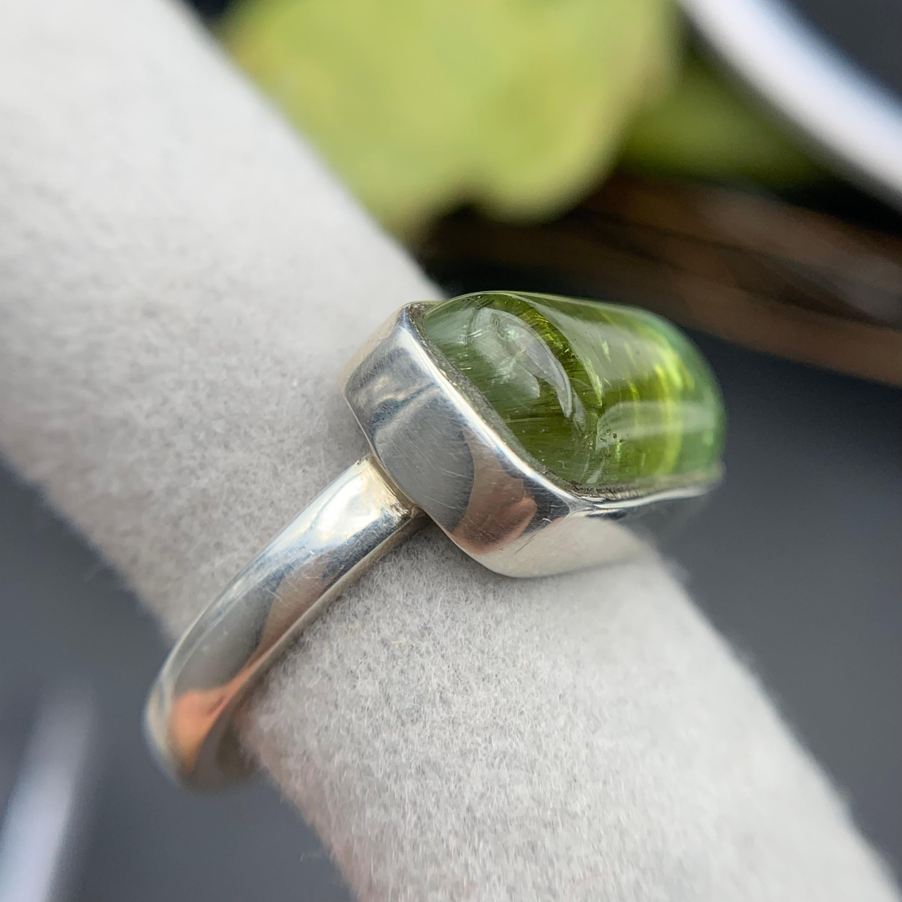 Anello in tormalina naturale bicolore verde fatto a mano in argento 925, misura 8,5 USA in vendita 3
