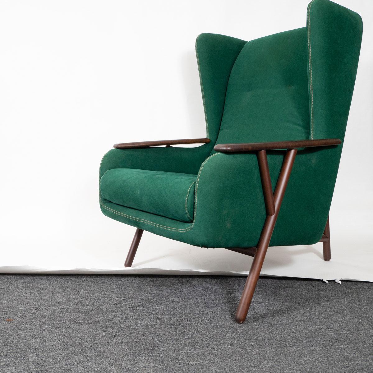 Mid-Century Modern Green Upholstered Wingback Chair with Ottoman by Paolo Alvez For Sale