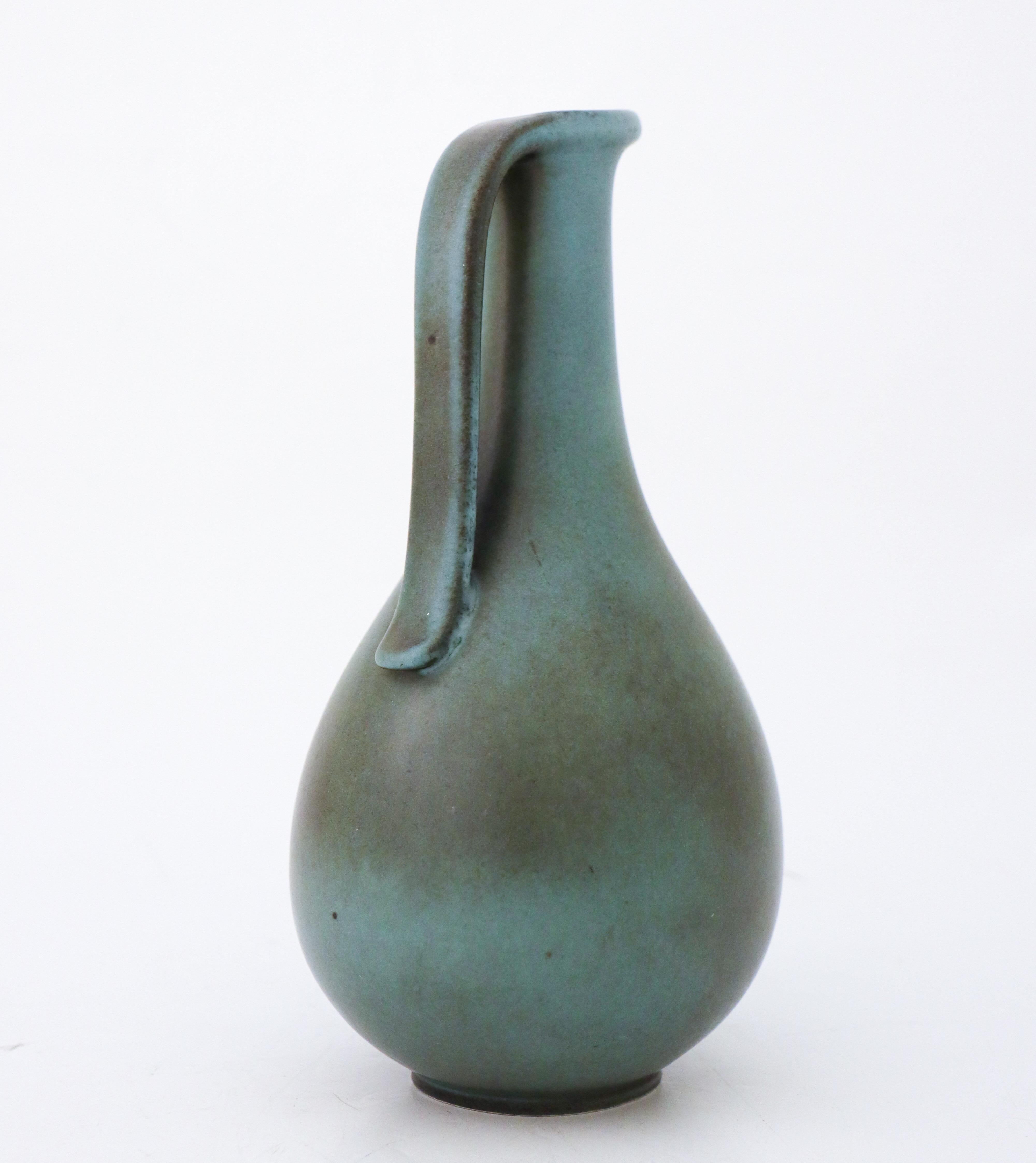 Scandinavian Modern Green Vase Gunnar Nylund Rörstrand  - Beautiful Glaze - Midcentury Modern For Sale