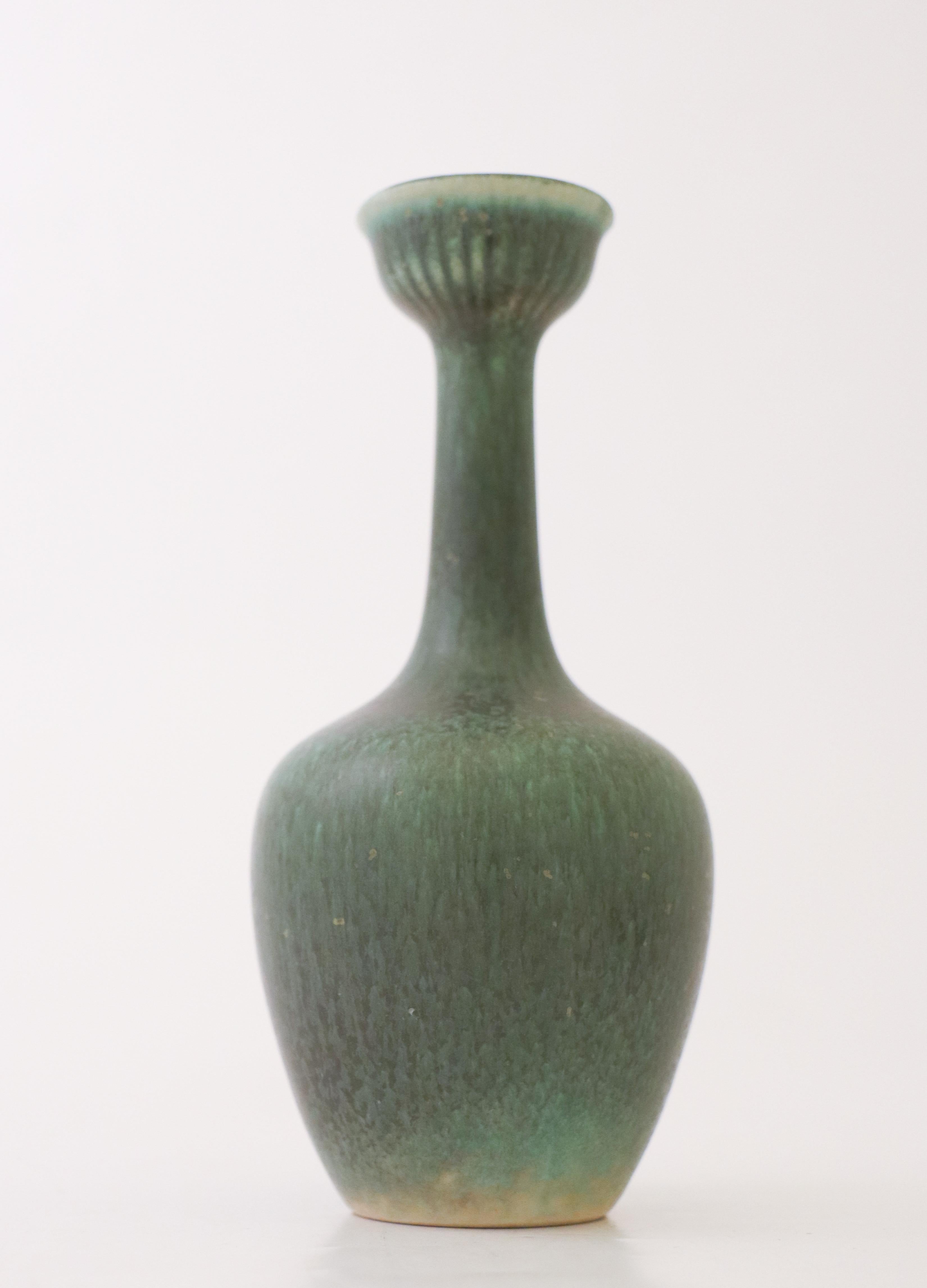 Scandinavian Modern Green Vase, Gunnar Nylund, Rörstrand, Scandinavian Mid-Century Vintage For Sale