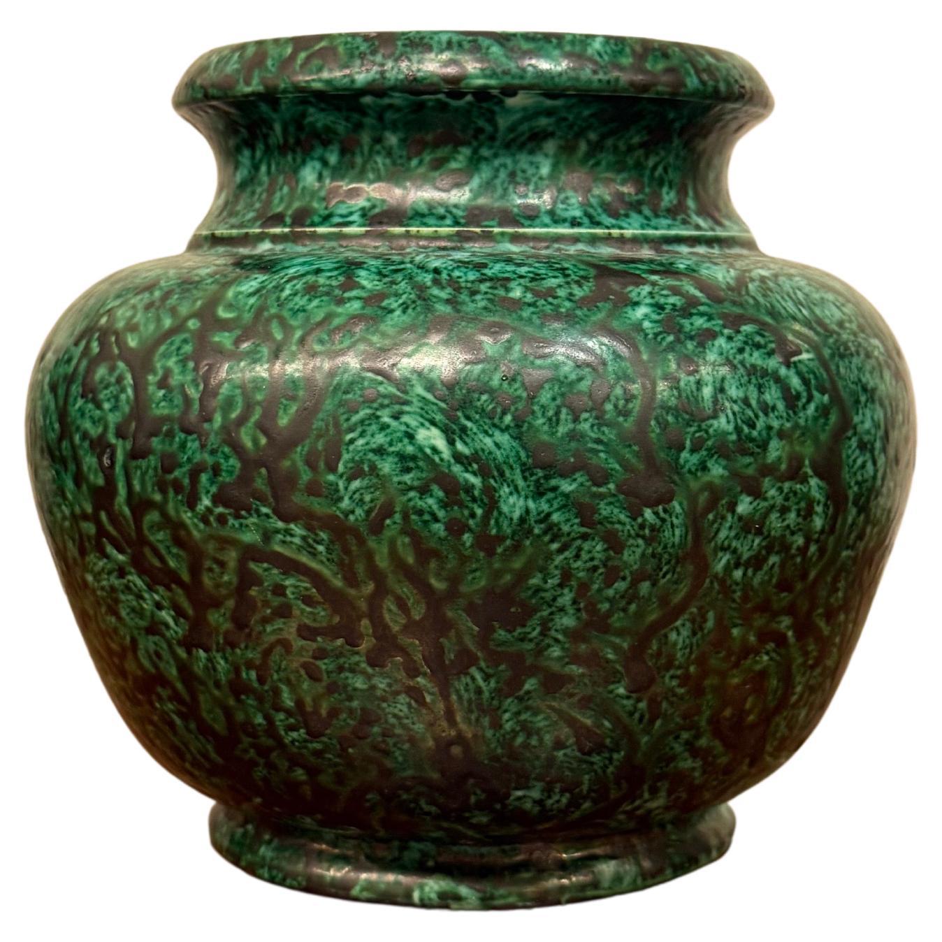Vaso verde con decoro, Wilhelm Kåge Gustavsberg, anni '30