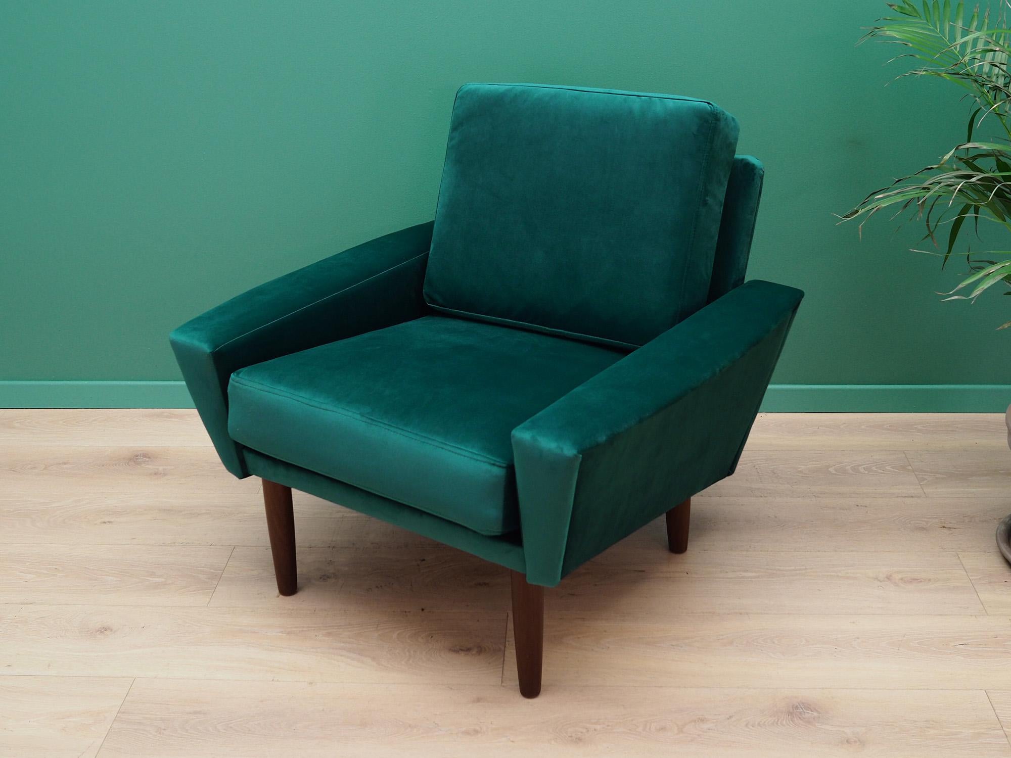 Green Velour Armchair Retro 1970s Scandinavian Design For Sale 3