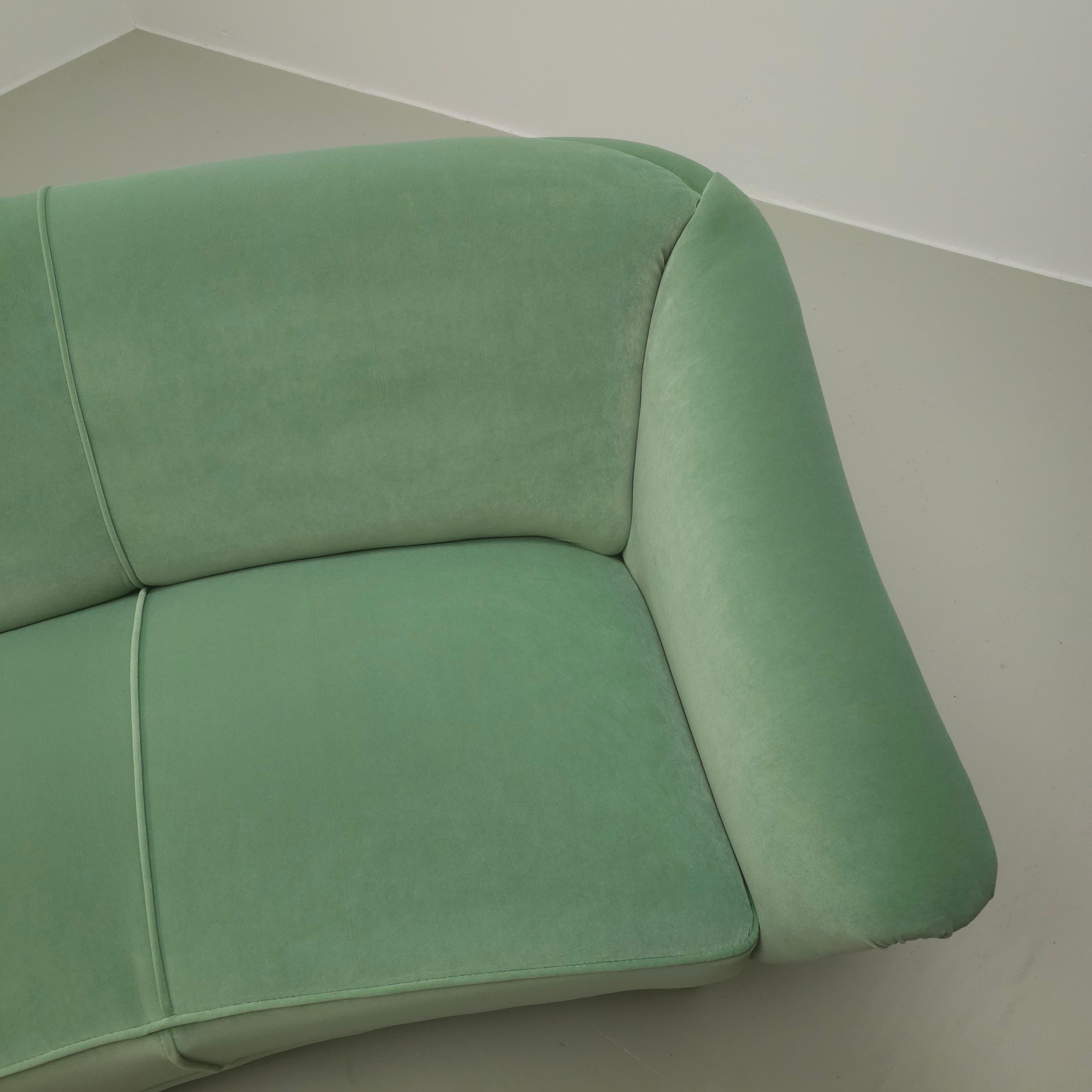 Velvet Green velvet 50's 'banana' sofa For Sale