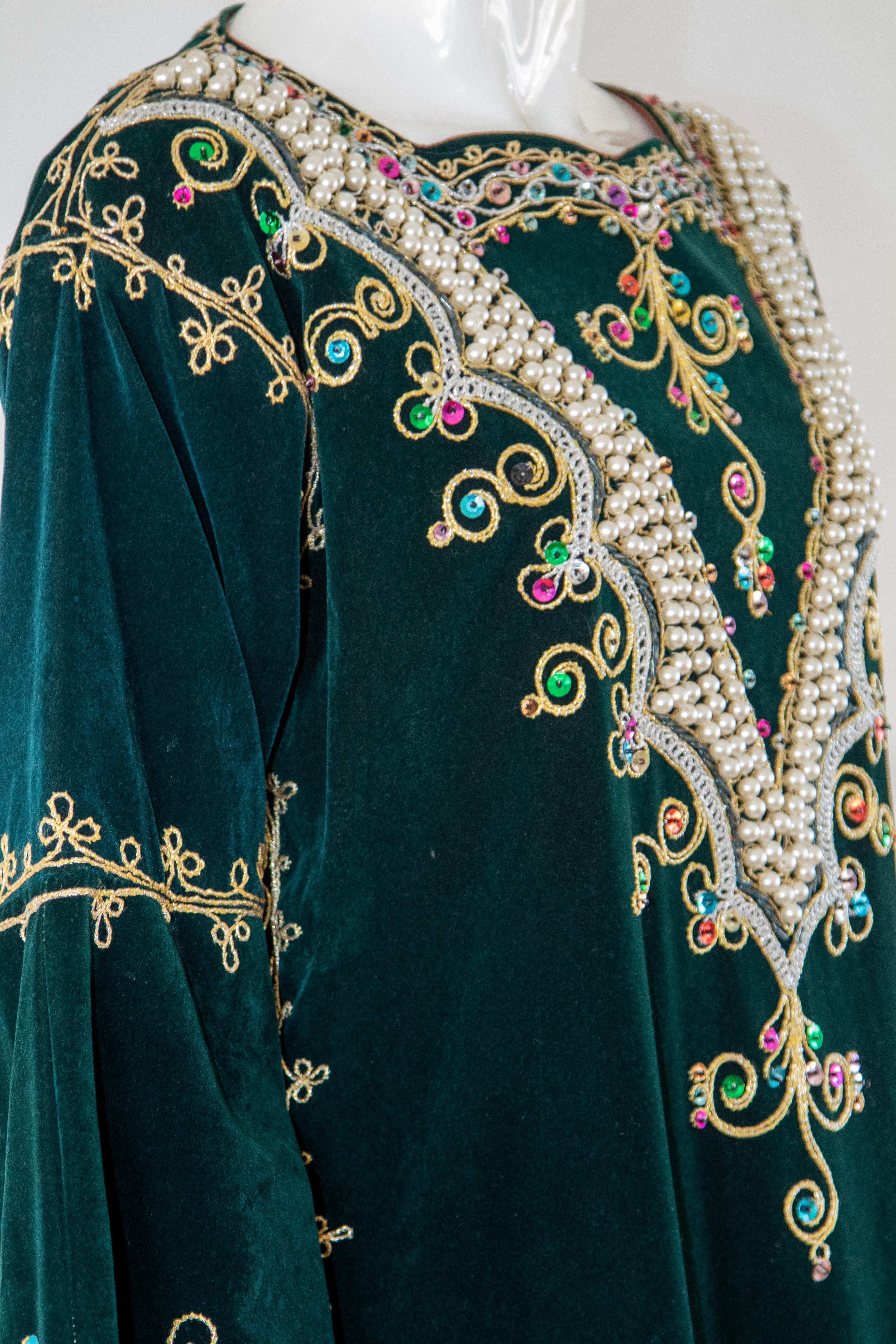 Green Velvet Bindali Caftan Maxi Dress Kaftan Size Large For Sale 3