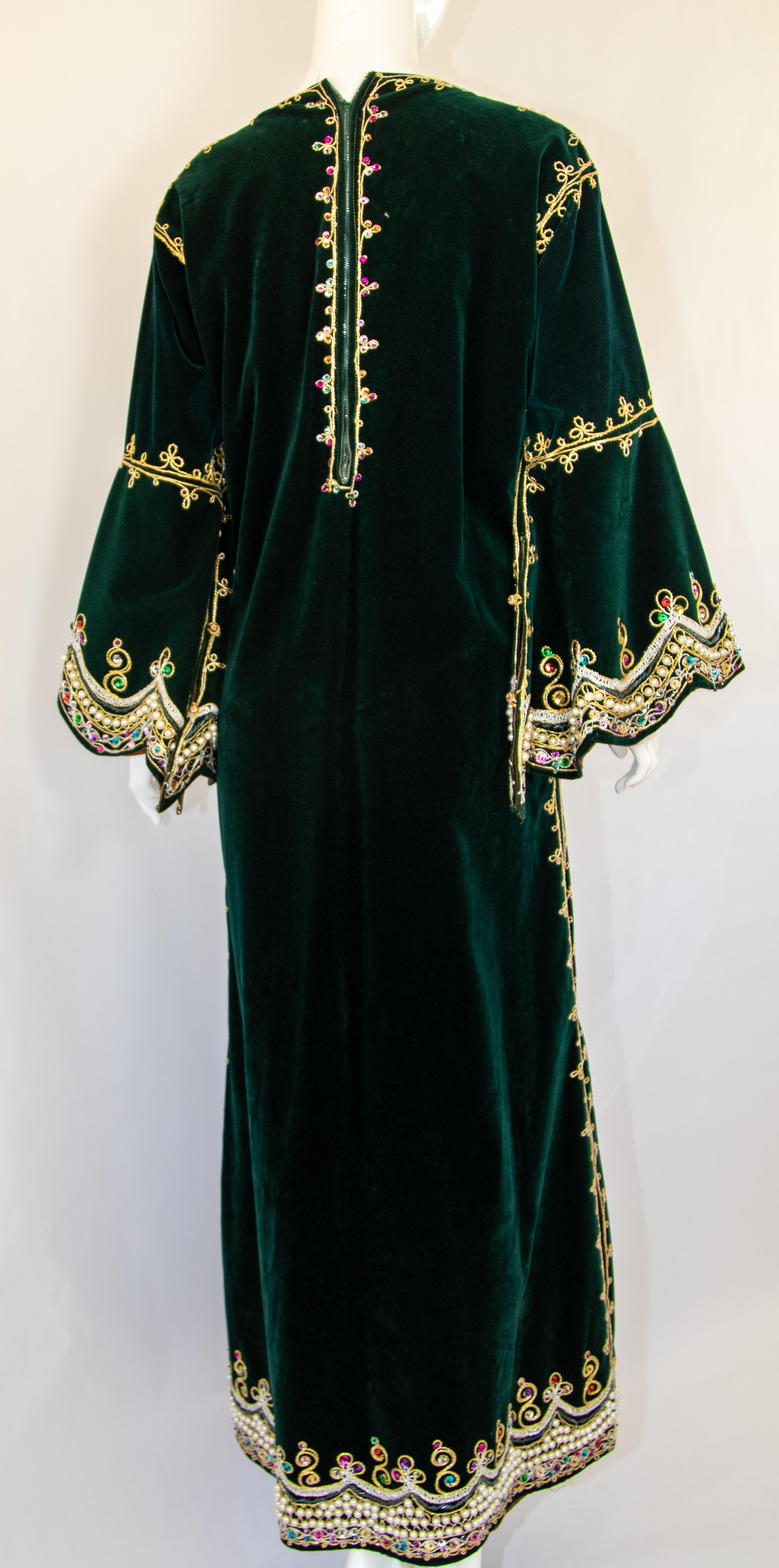 Green Velvet Bindali Caftan Maxi Dress Kaftan Size Large For Sale 8