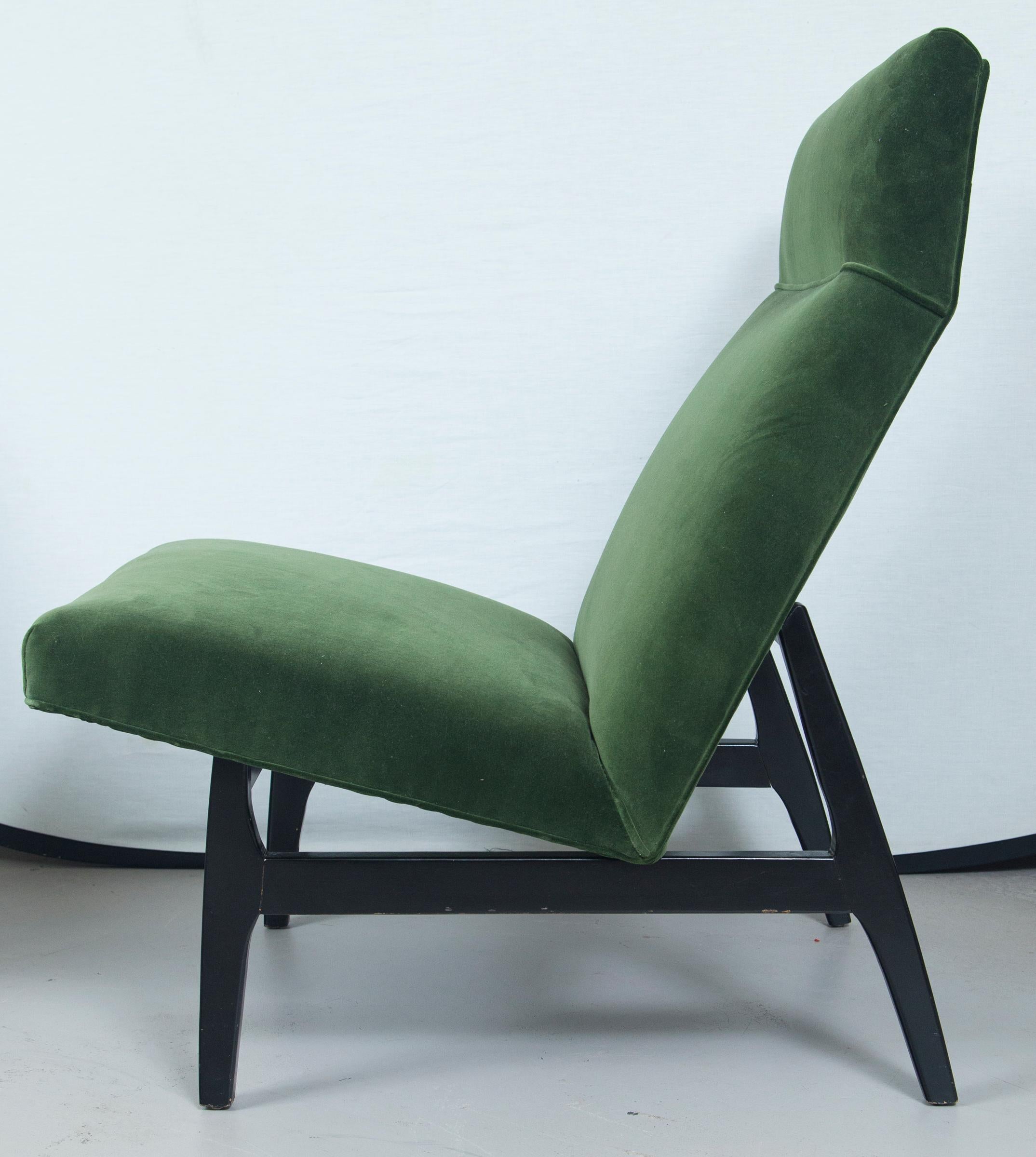 Green Velvet Jens Risom Slipper Chair In Good Condition In Westport, CT