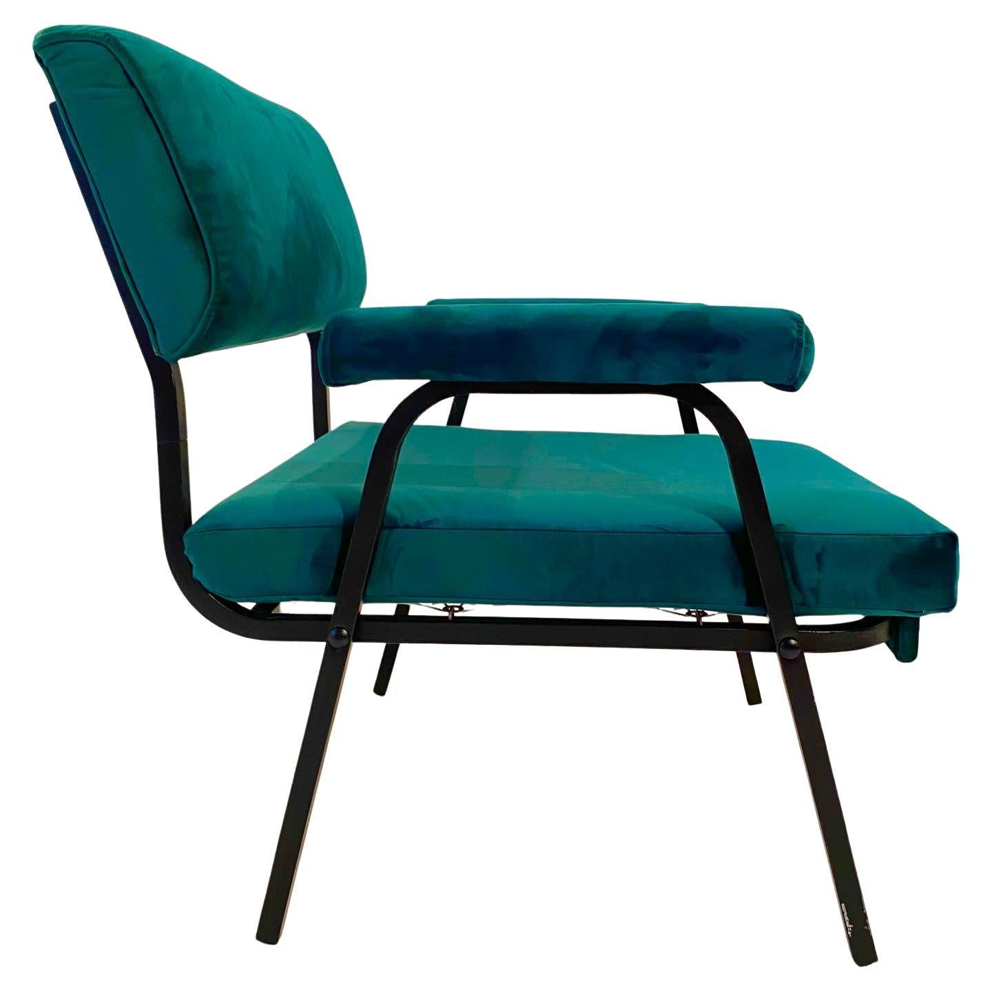 Mid-20th Century Green velvet lounge chairs, Set of Two, vintage, Italy, 1960s