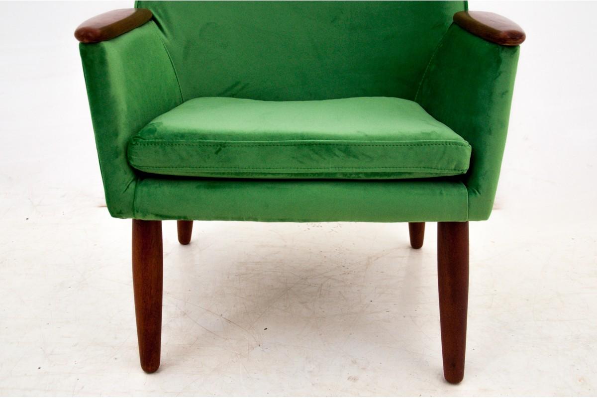 Green Velvet Modern Armchair, Danish Design, 1970s For Sale 2