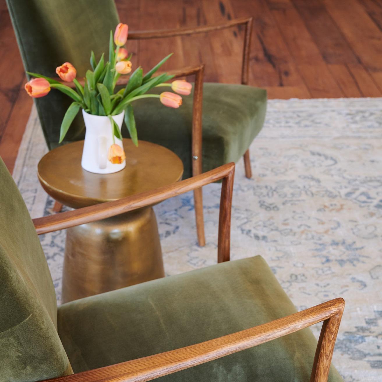 Mid-Century moderno Sedia Occasionale in velluto verde in vendita