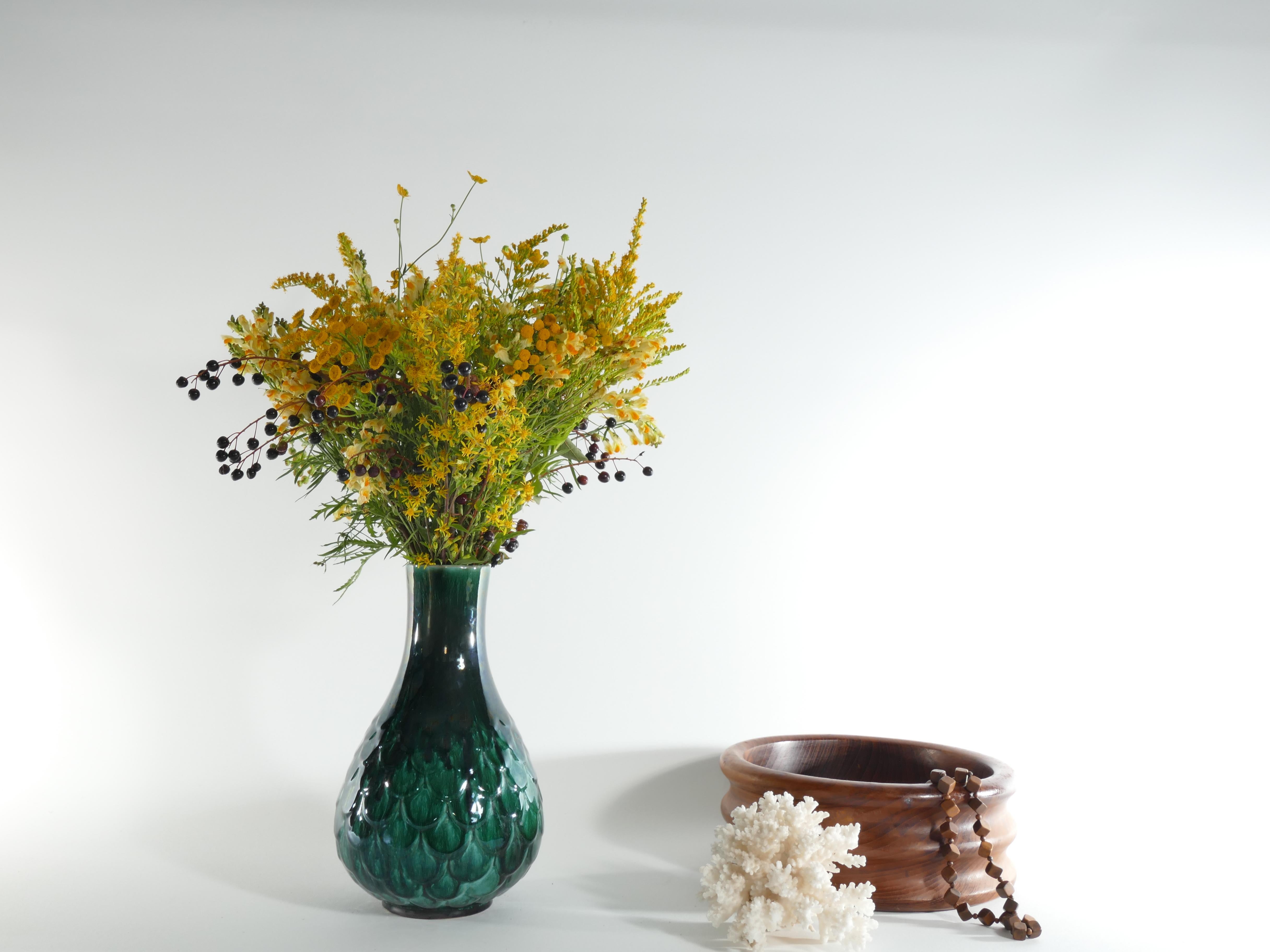 Green Vicke Lindstrand Ceramic Vase 