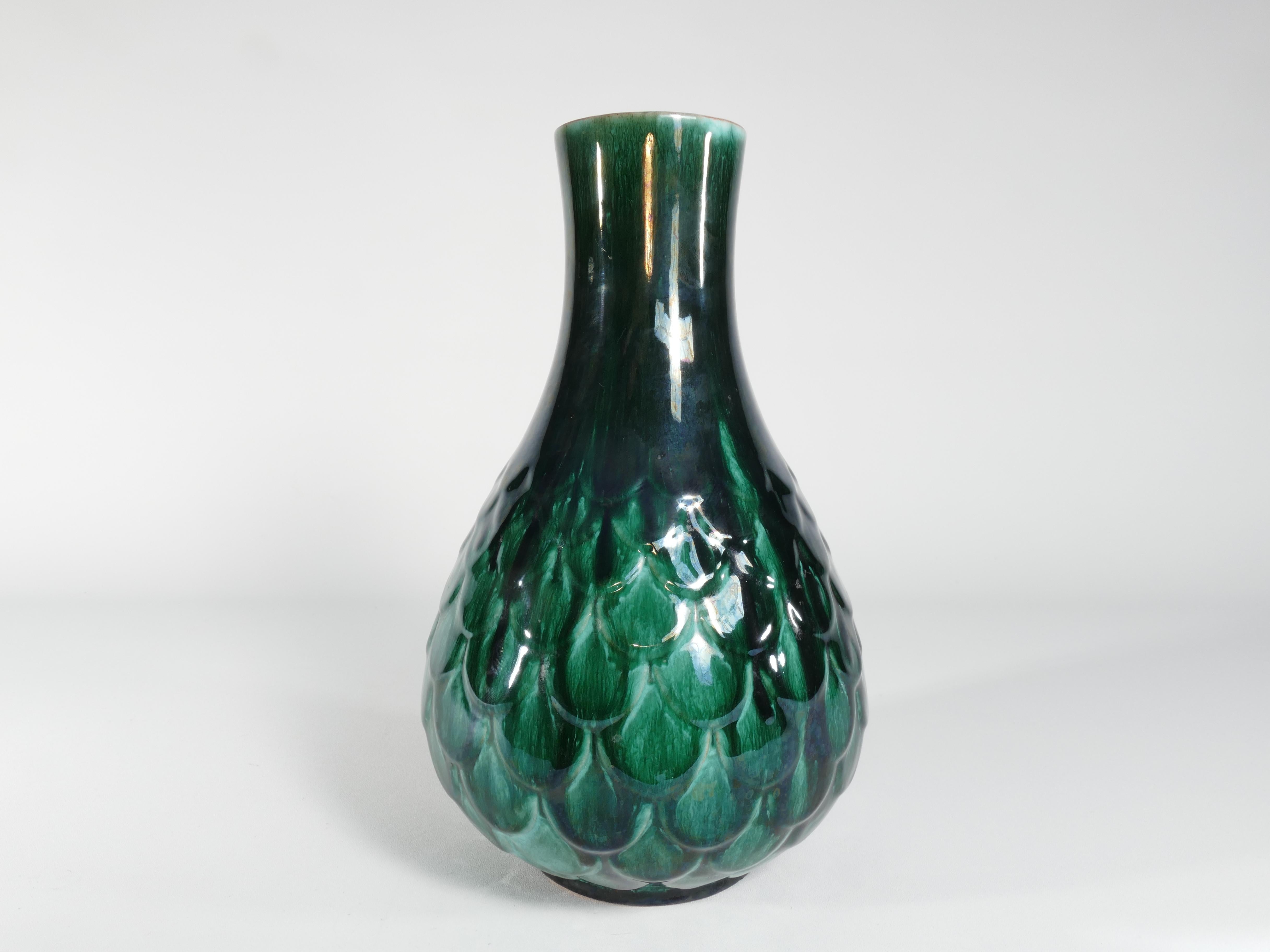 Swedish Green Vicke Lindstrand Ceramic Vase 