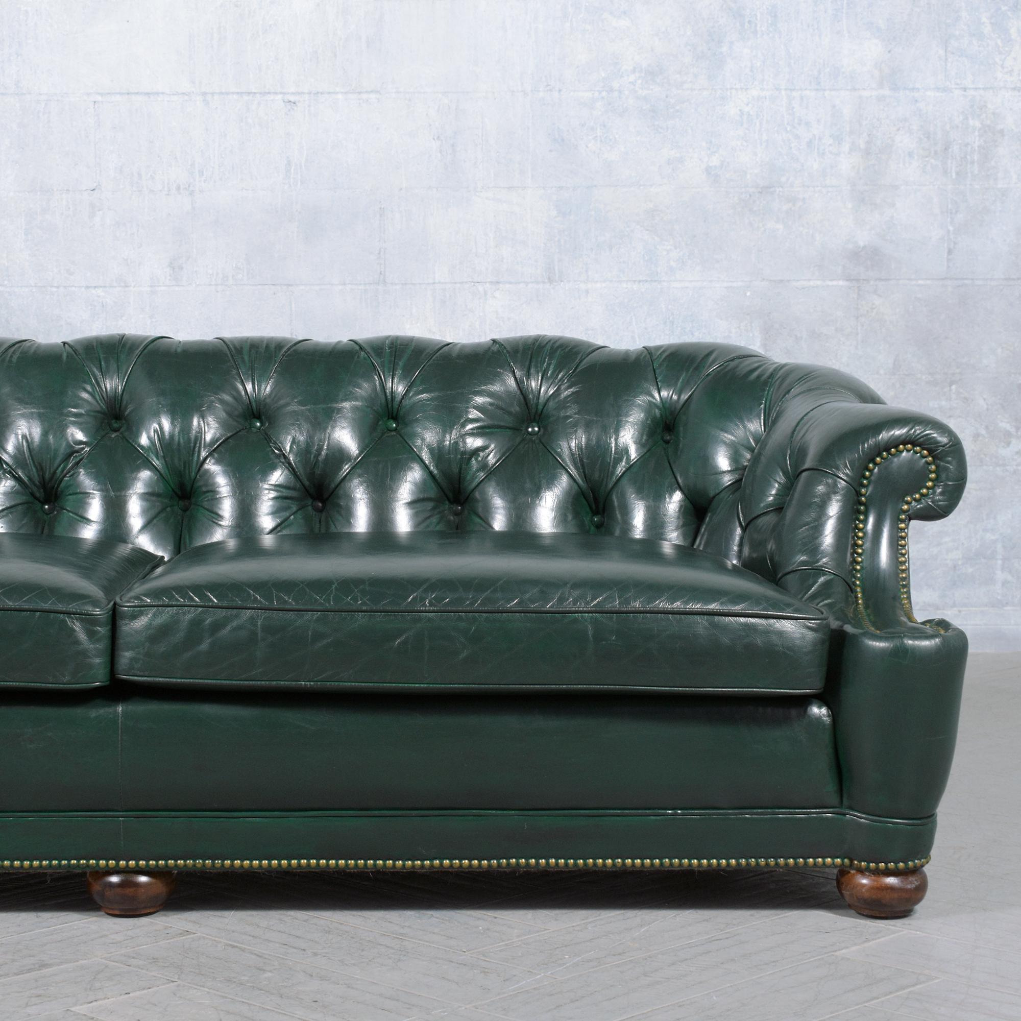 Stained Refurbished 1970s Emerald Green Italian Chesterfield Sofa - Vintage Elegance
