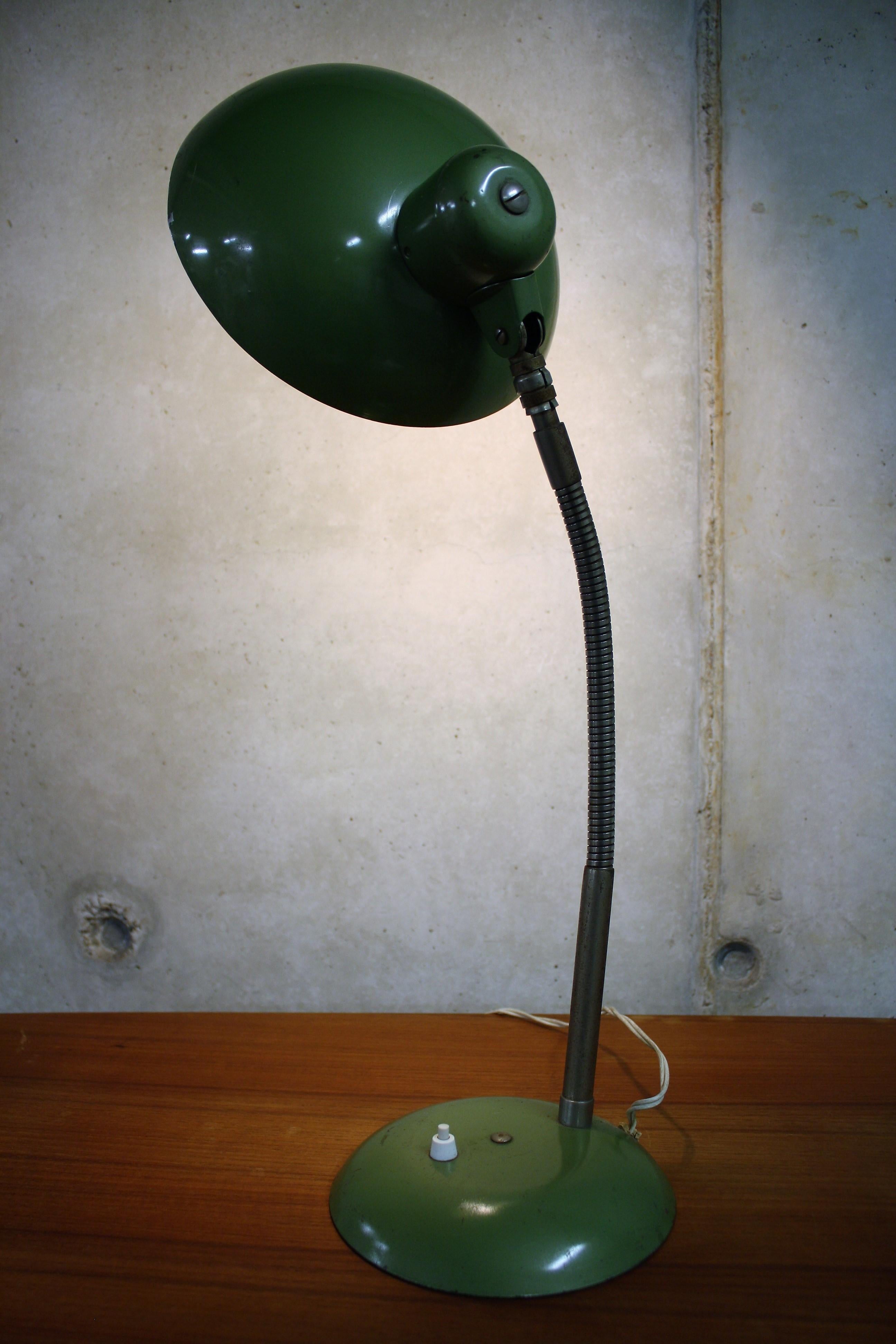 Mid-20th Century Green Vintage Industrial Bauhaus Desk Lamp by SIS, Germany, 1950s