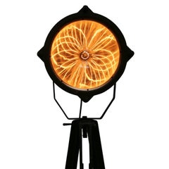 Lampadaire tripode en bois avec miroir en métal industriel vert