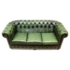 Green vintage leather 3-seater Chesterfield sofa
