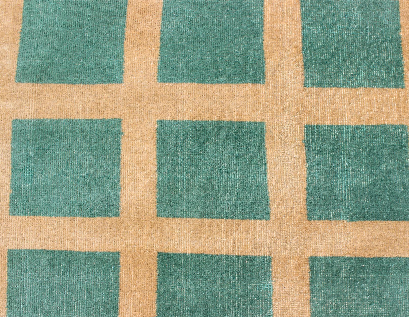 Wool Green and Yellow Minimalist Mid-Century Modern design Turkish  rug For Sale