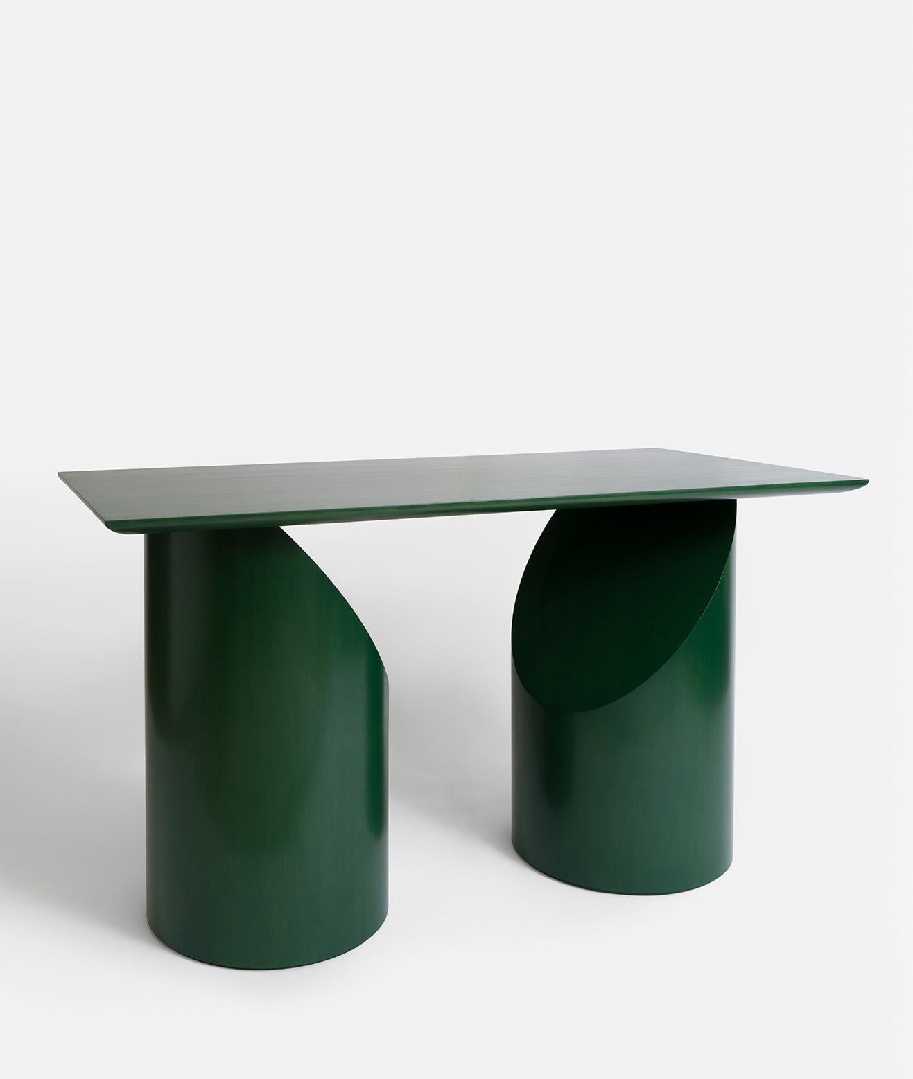 Taking inspiration from the conceptual forms of Hiroshi Sugimoto, the Segment desk by Brooklyn designer David Vu starts with the exploration of simple geometric volumes. With the use of minimal gestures of cuts and rotations the aim is to create a