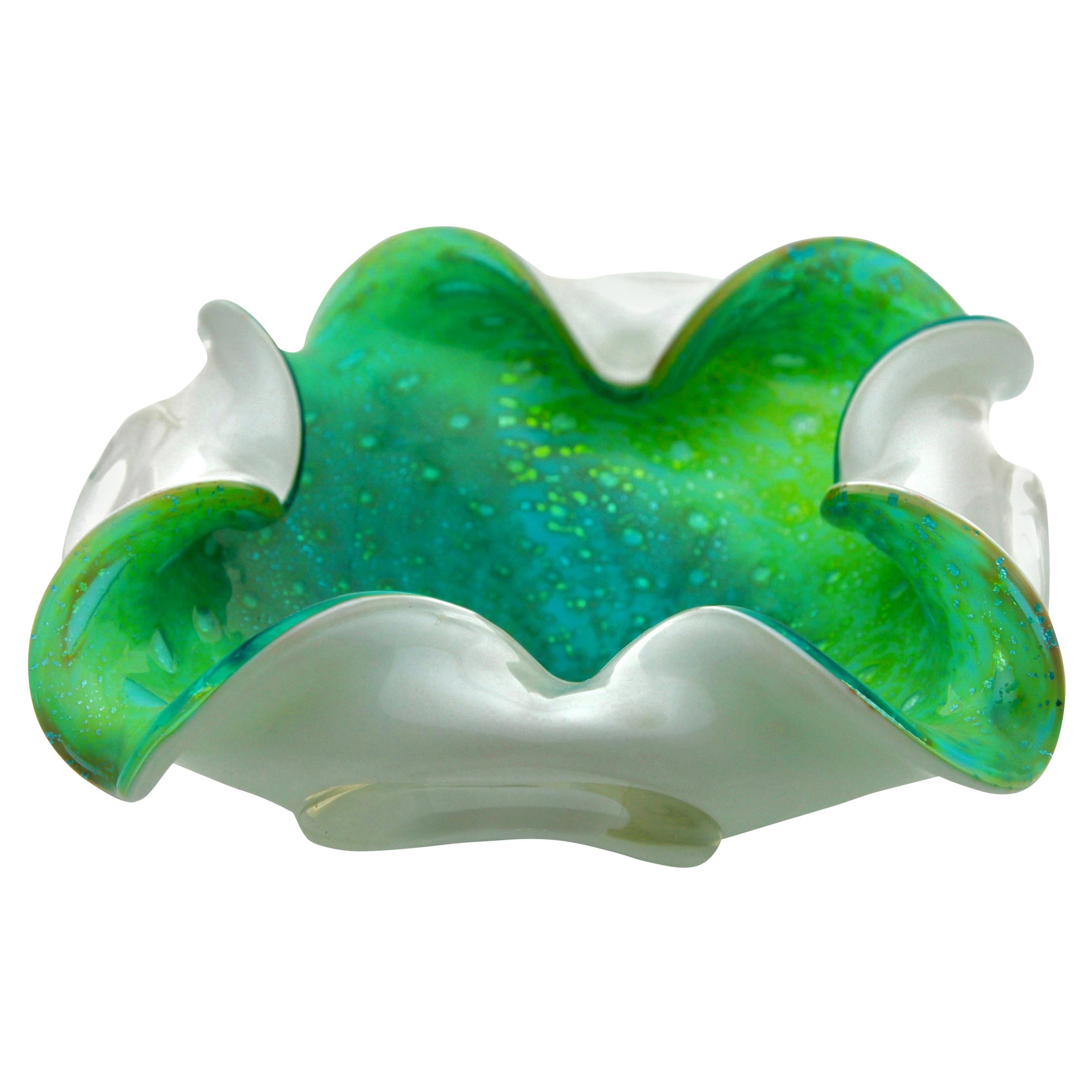 Green Vortex, Murano Shell Bowl with Four Lobes in the Style of Seguso