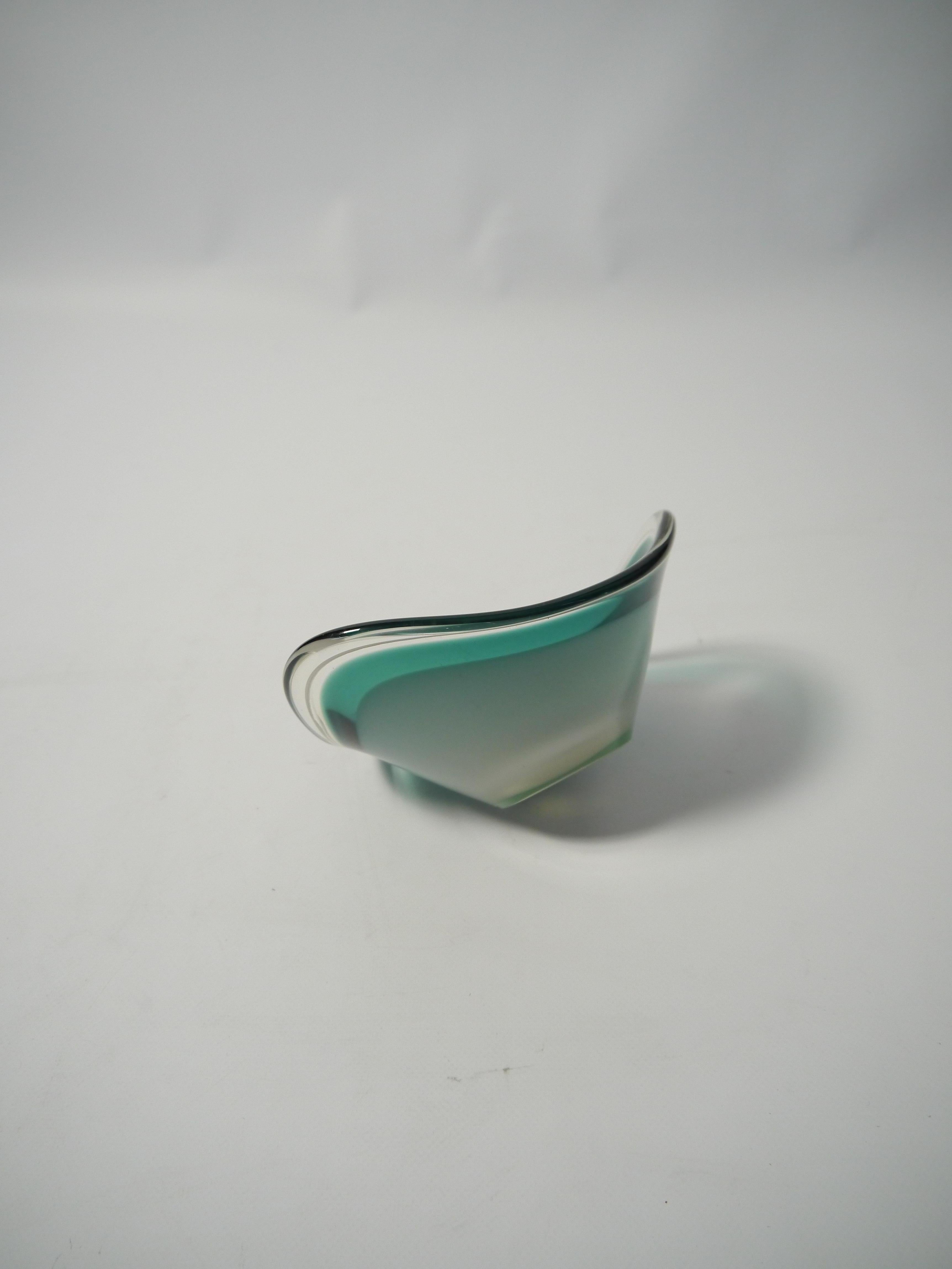 Swedish Green White Glass Bowls by Paul Kedelv for Flygsfors, Sweden 1960s For Sale