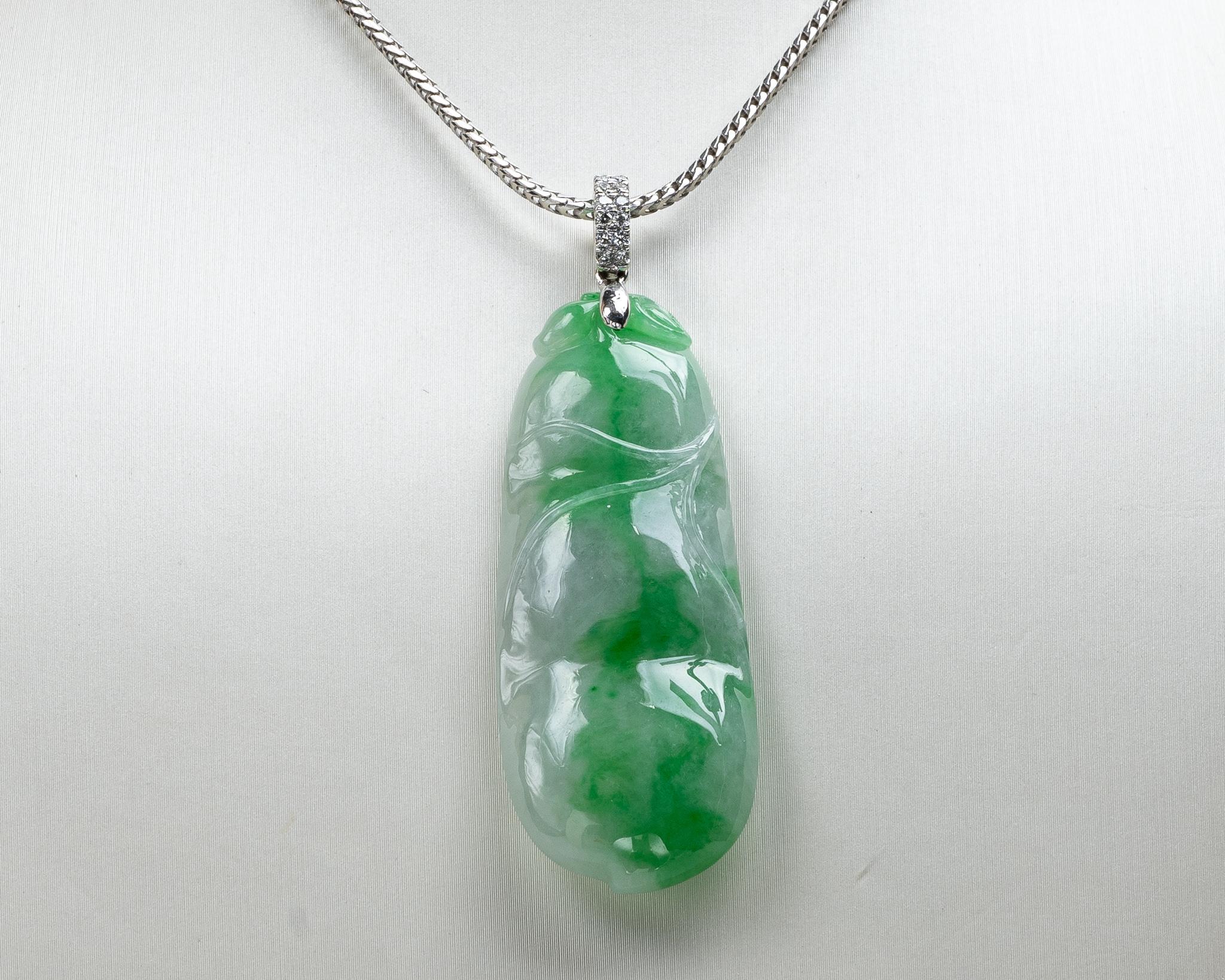 Green/White Jadeite Jade Peapod and Diamond Pendant, Certified Untreated For Sale 1