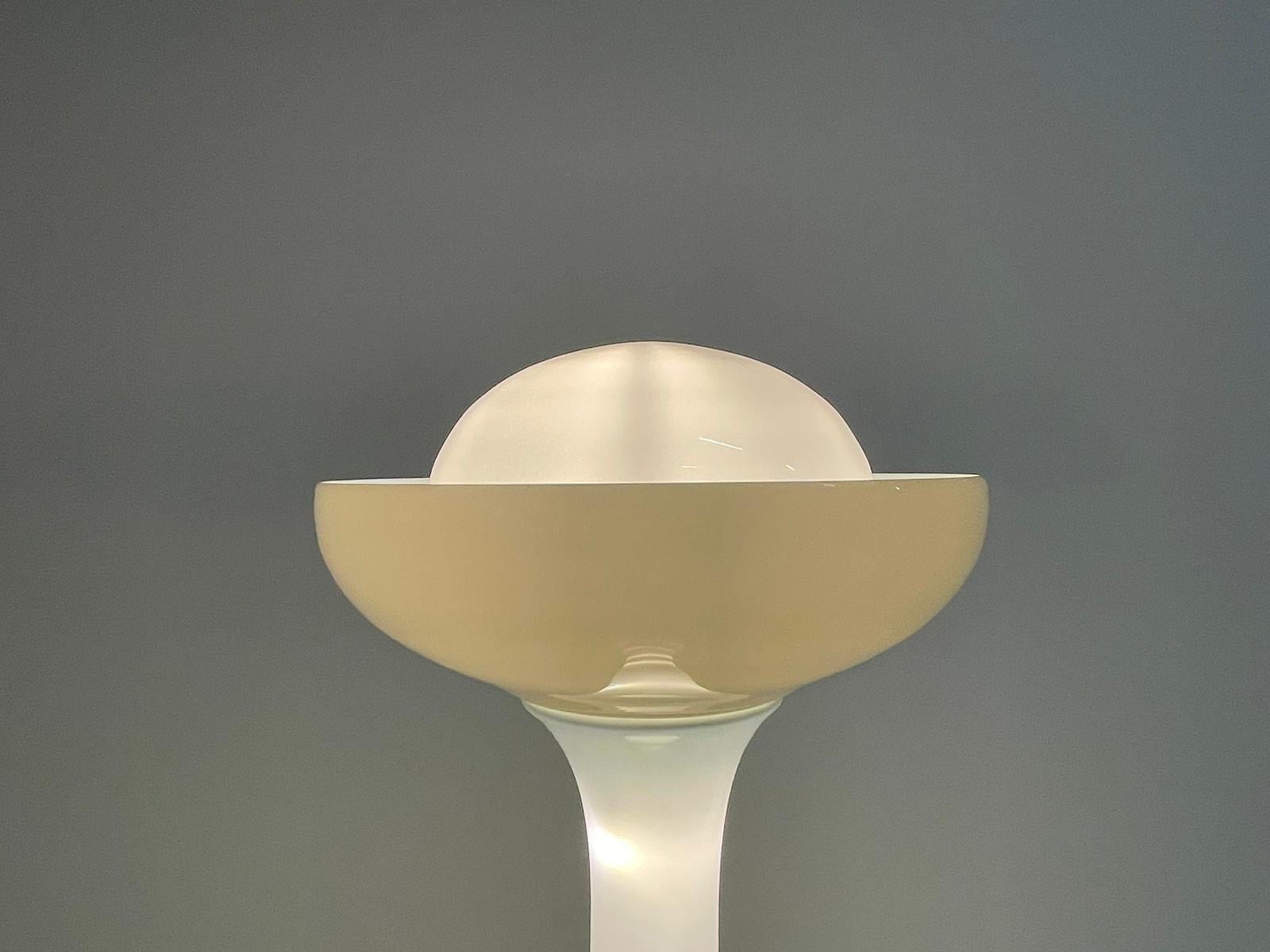 Green & White Murano Glass Floor Lamp by Carlo Nason for Selenova Italy 1960 In Excellent Condition In Catania, IT