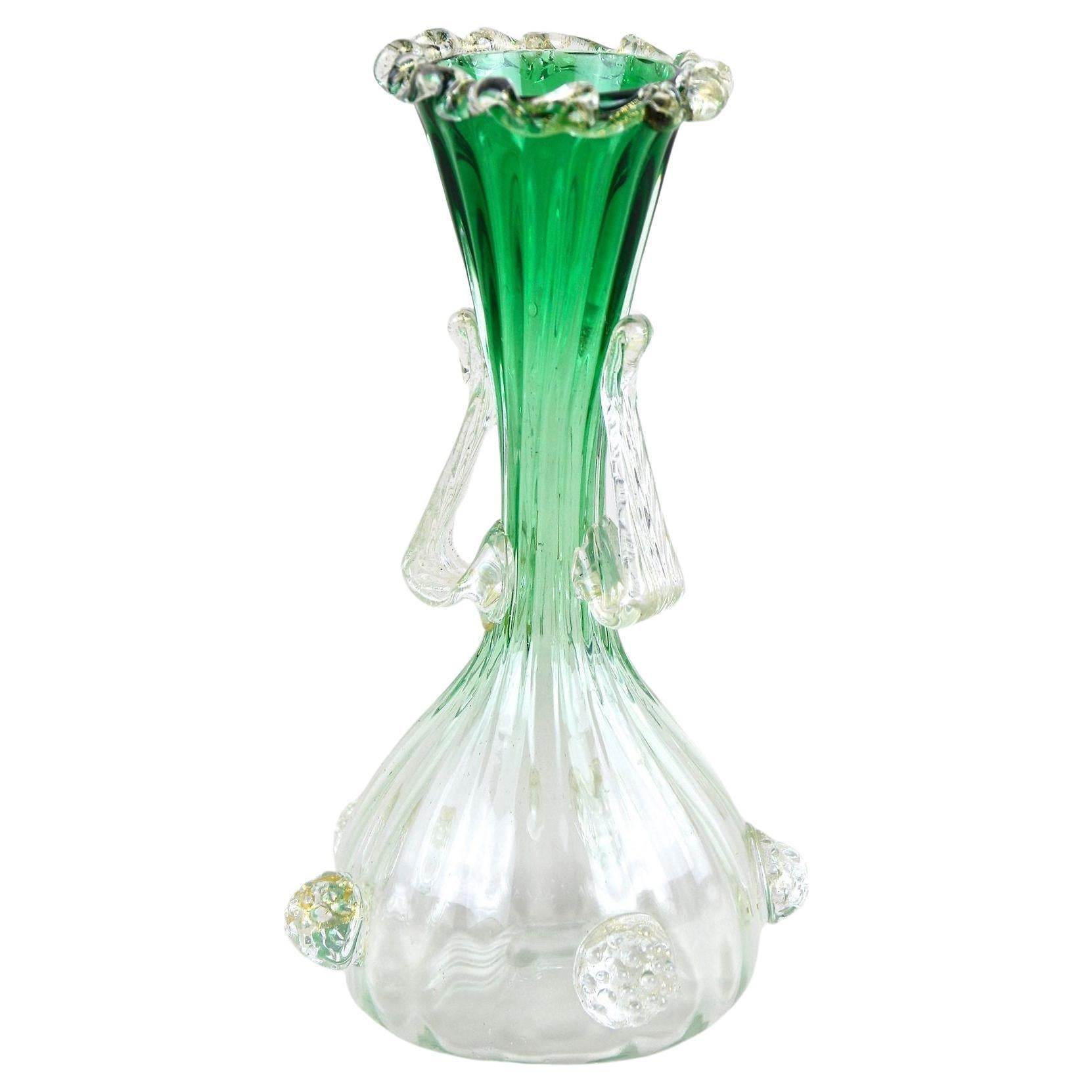 Green/ White Murano Glass Vase With 24k Gold Flakes by Fratelli Toso, IT ca 1930 For Sale