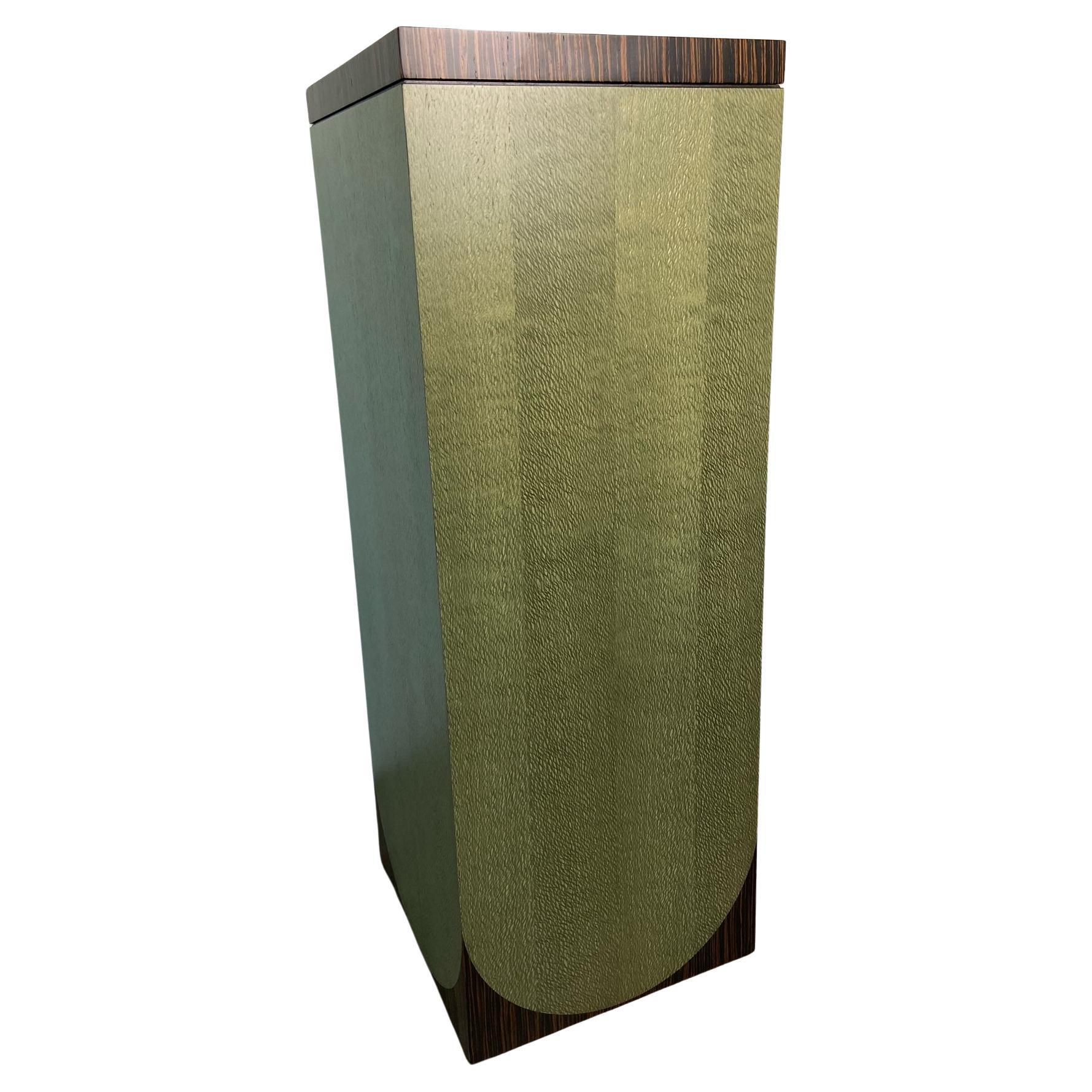 Green Wood Plinth Display  For Sale