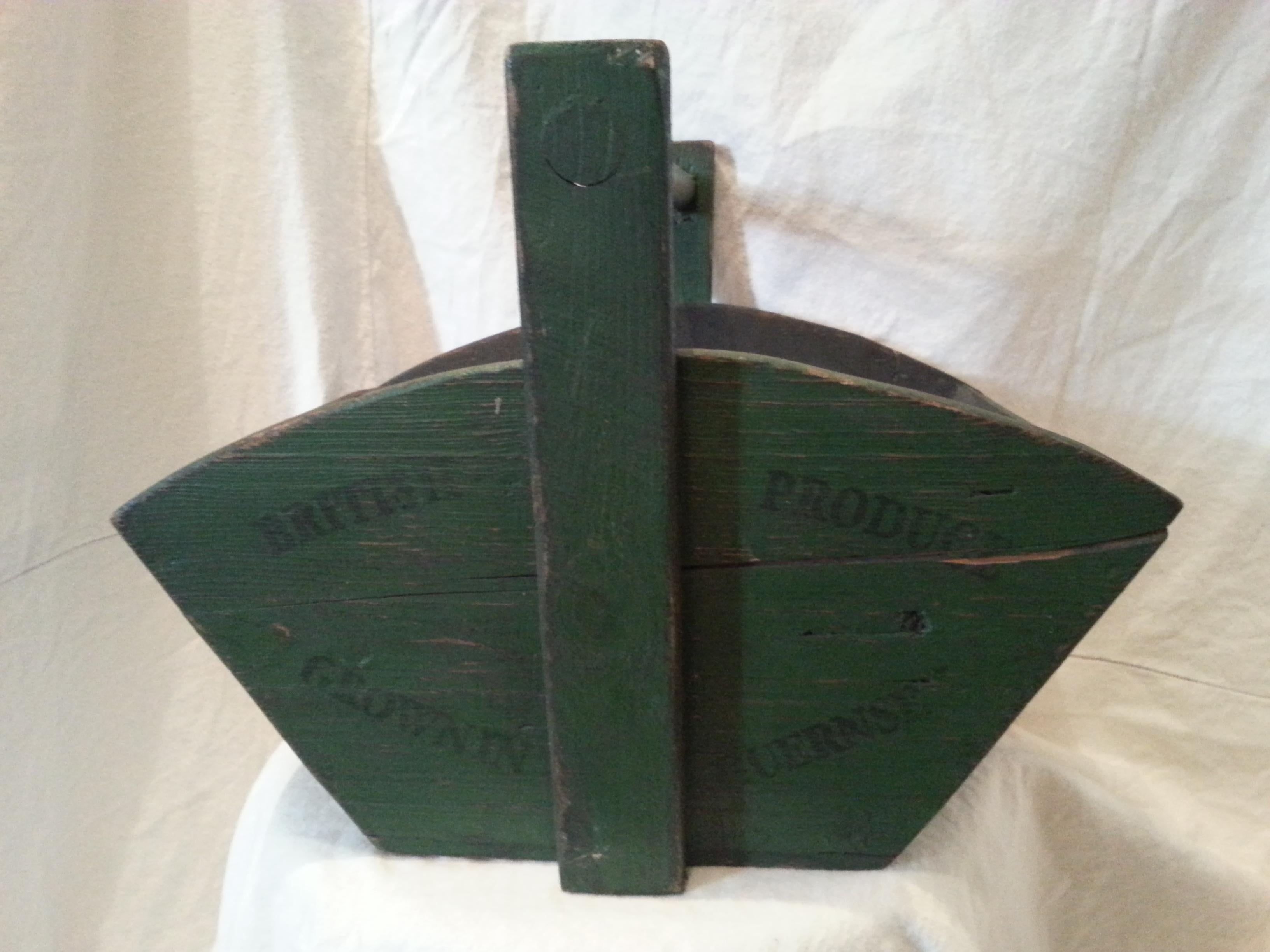 Early 20th Century Turn of the Century Green Wooden Garden Trug For Sale