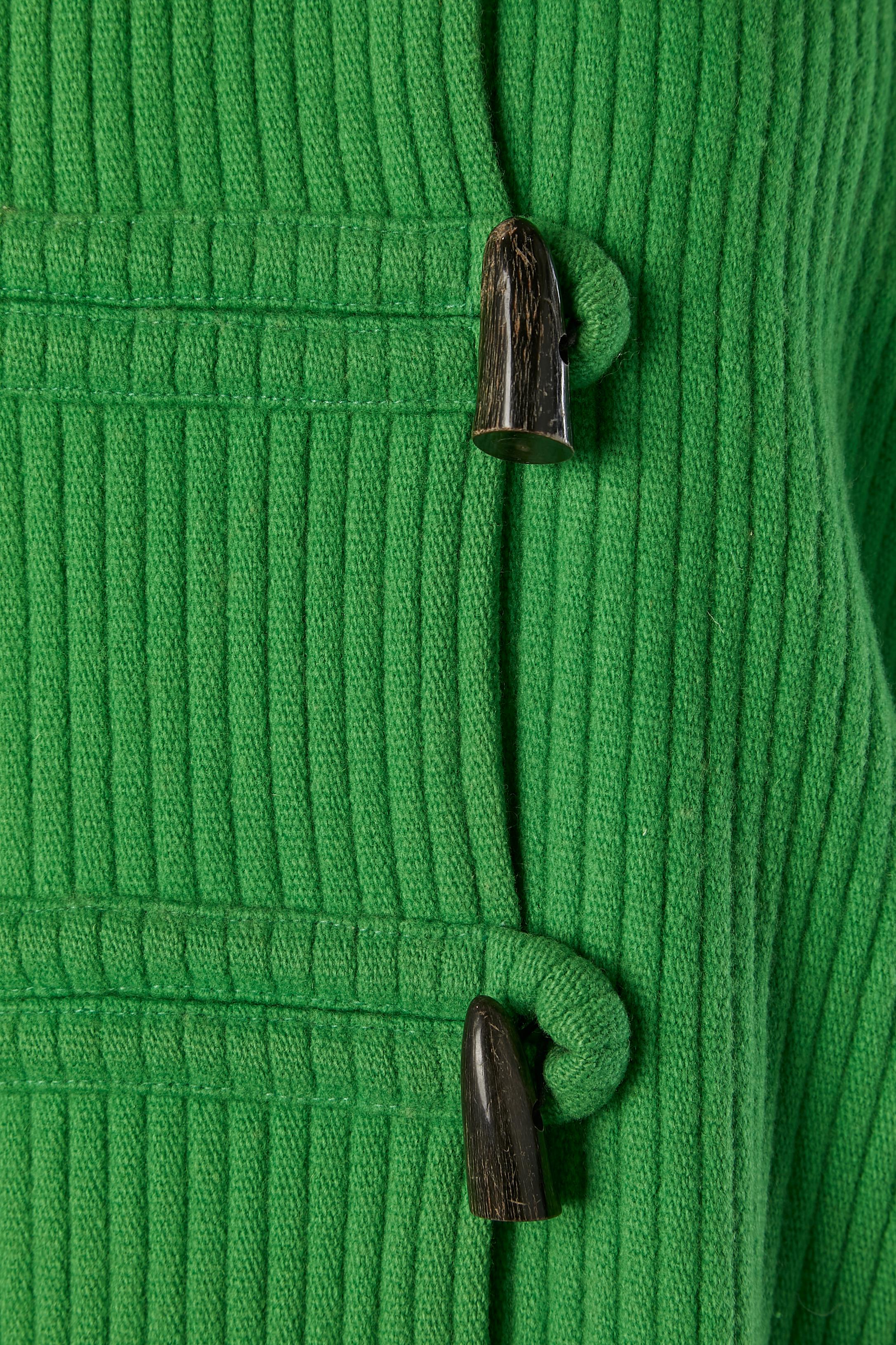 Verde Montgomery in lana verde con cappuccio CHANTAL THOMASS in vendita