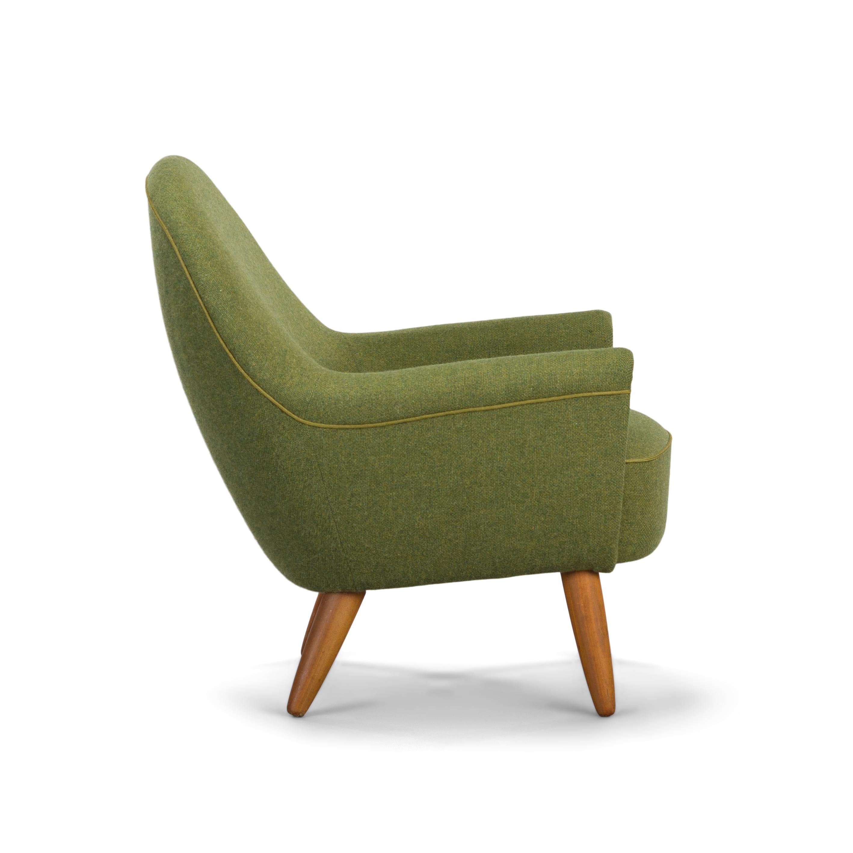 Mid-20th Century Green Wool Easy Chair by Johannes Andersen for CFC Silkeborg, 1960s