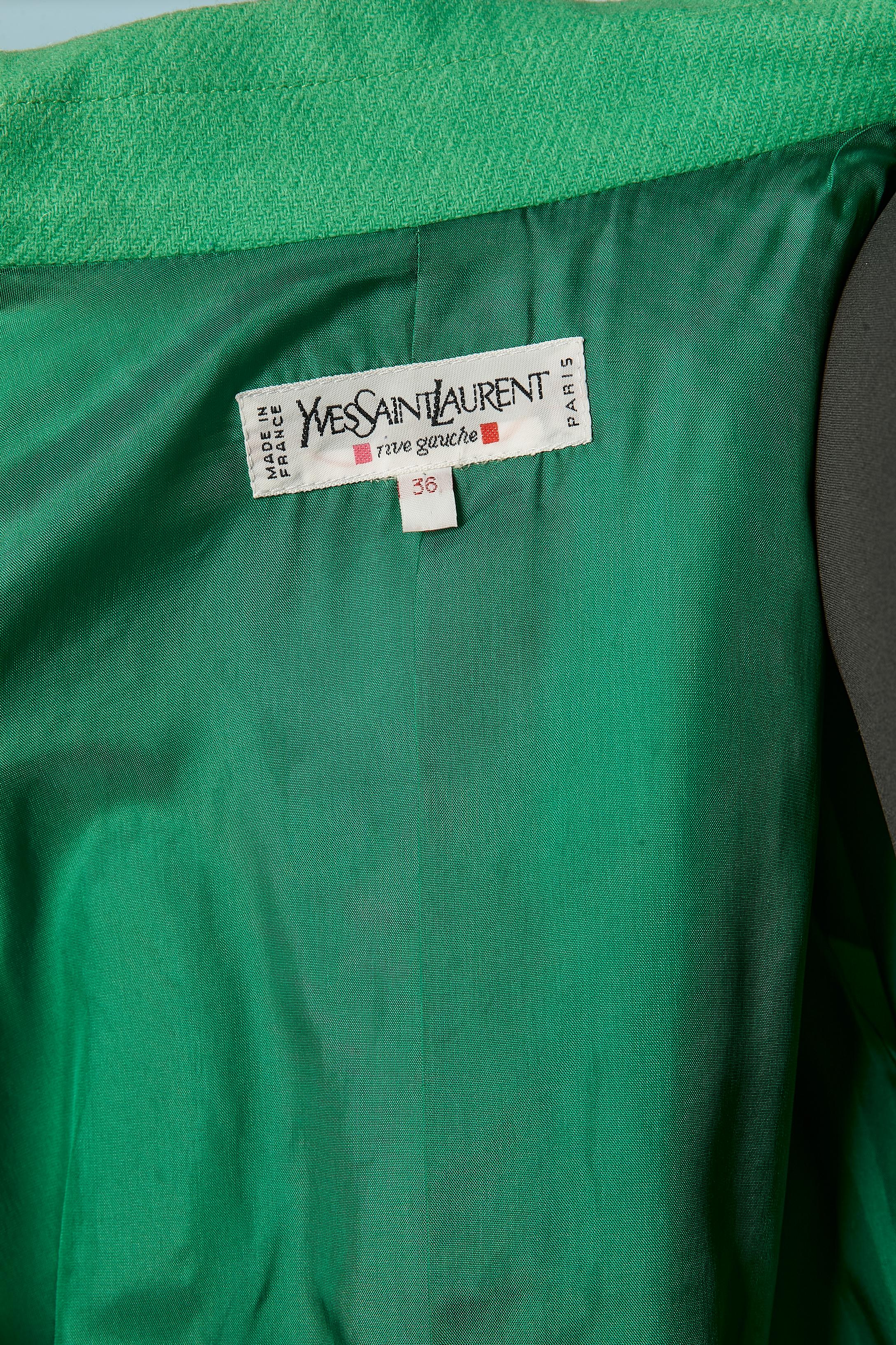 Grüne Wolljacke mit Ledergürtel von Yves Saint Laurent Rive Gauche im Angebot 3
