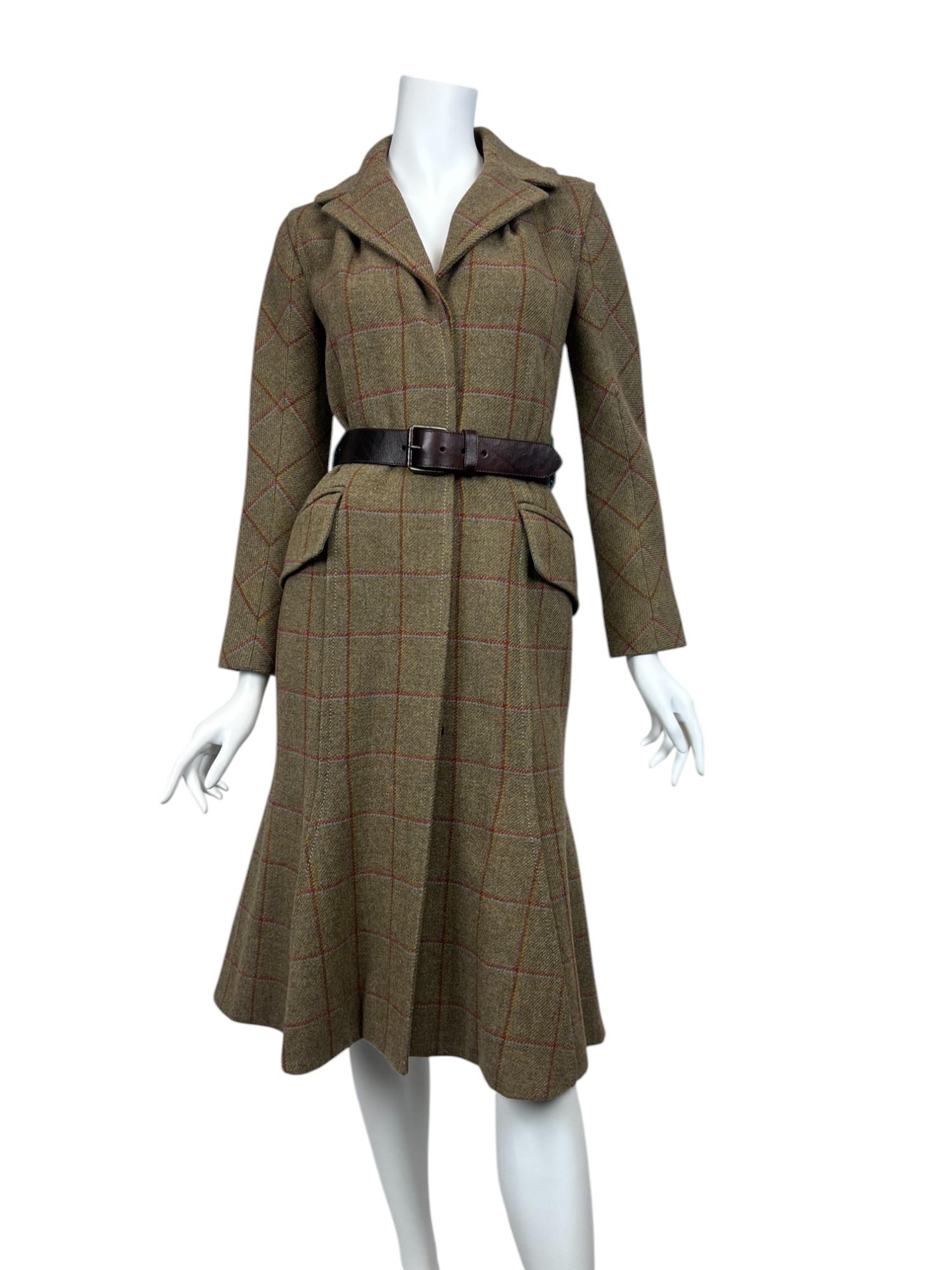 Green Wool Plaid Tailored Coat Sz: FR 36 In Excellent Condition For Sale In West Hartford, CT