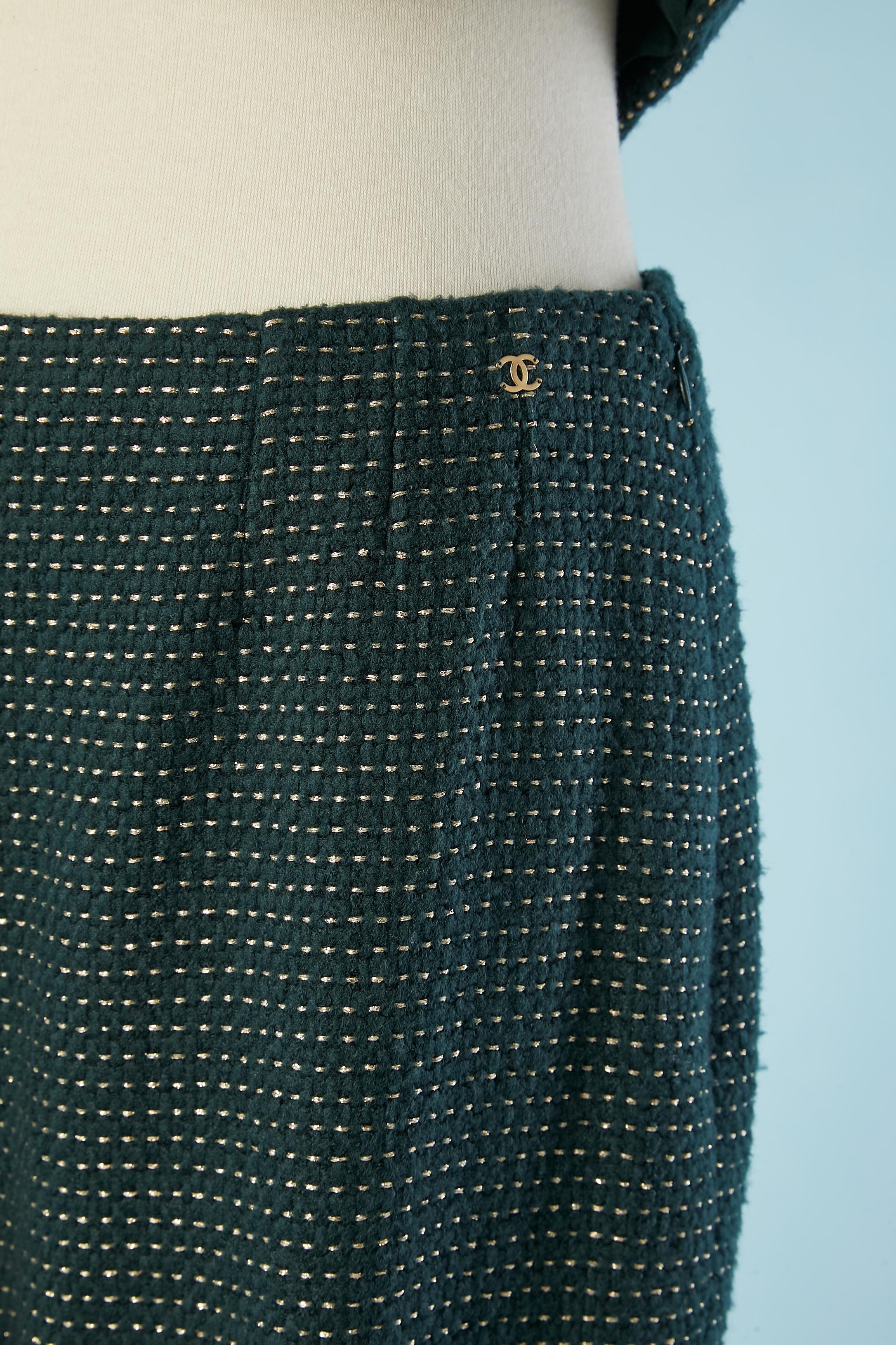 Green wool top and trouser ensemble with sequin embellishment Chanel In Excellent Condition For Sale In Saint-Ouen-Sur-Seine, FR