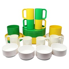 Green, Yellow and White Dinnerware by Vignelli for Heller, Set of 32