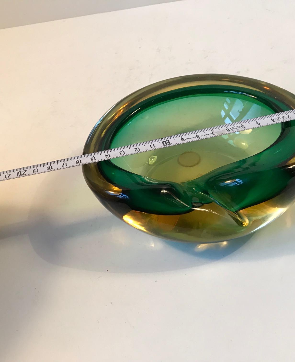 Green and Yellow Murano Glass Sommerso Bowl, 1960s 2