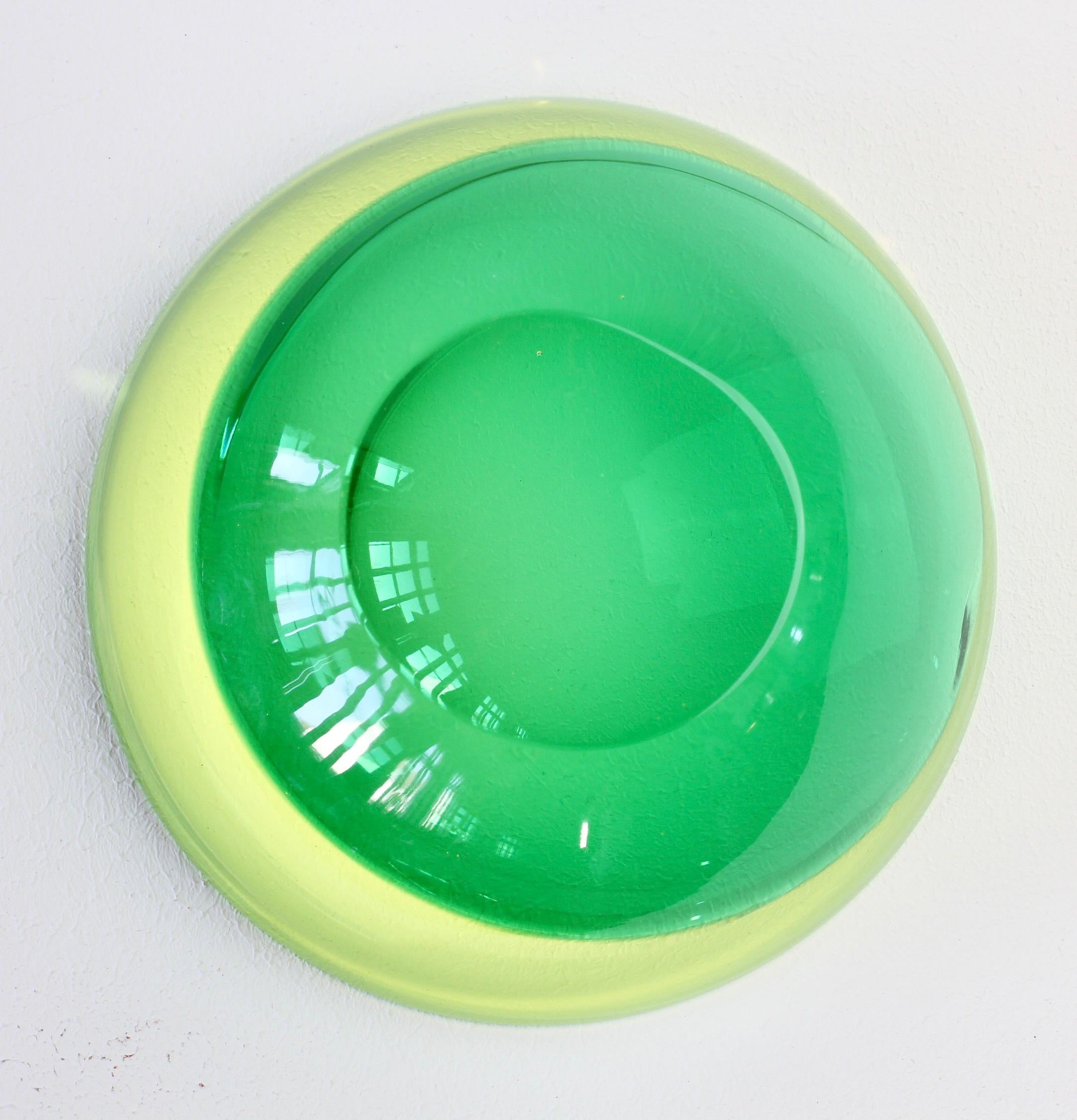 Green & Yellow Murano Sommerso Glass Bowl Antonio Da Ros for Cenedese Attributed For Sale 11