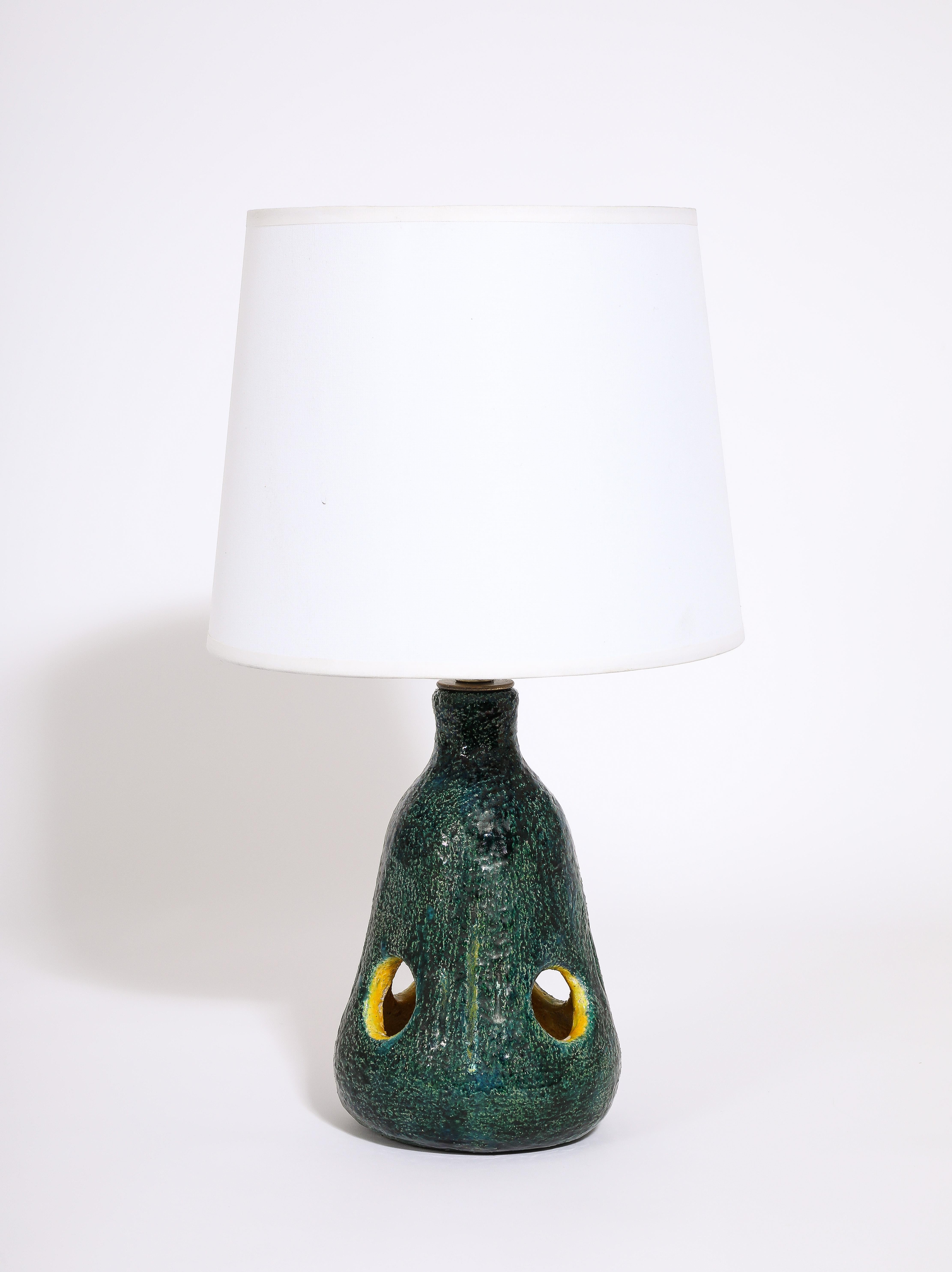 Lampada da tavolo Greene & Greene, Vallauris, Francia, anni '60 In condizioni buone in vendita a New York, NY
