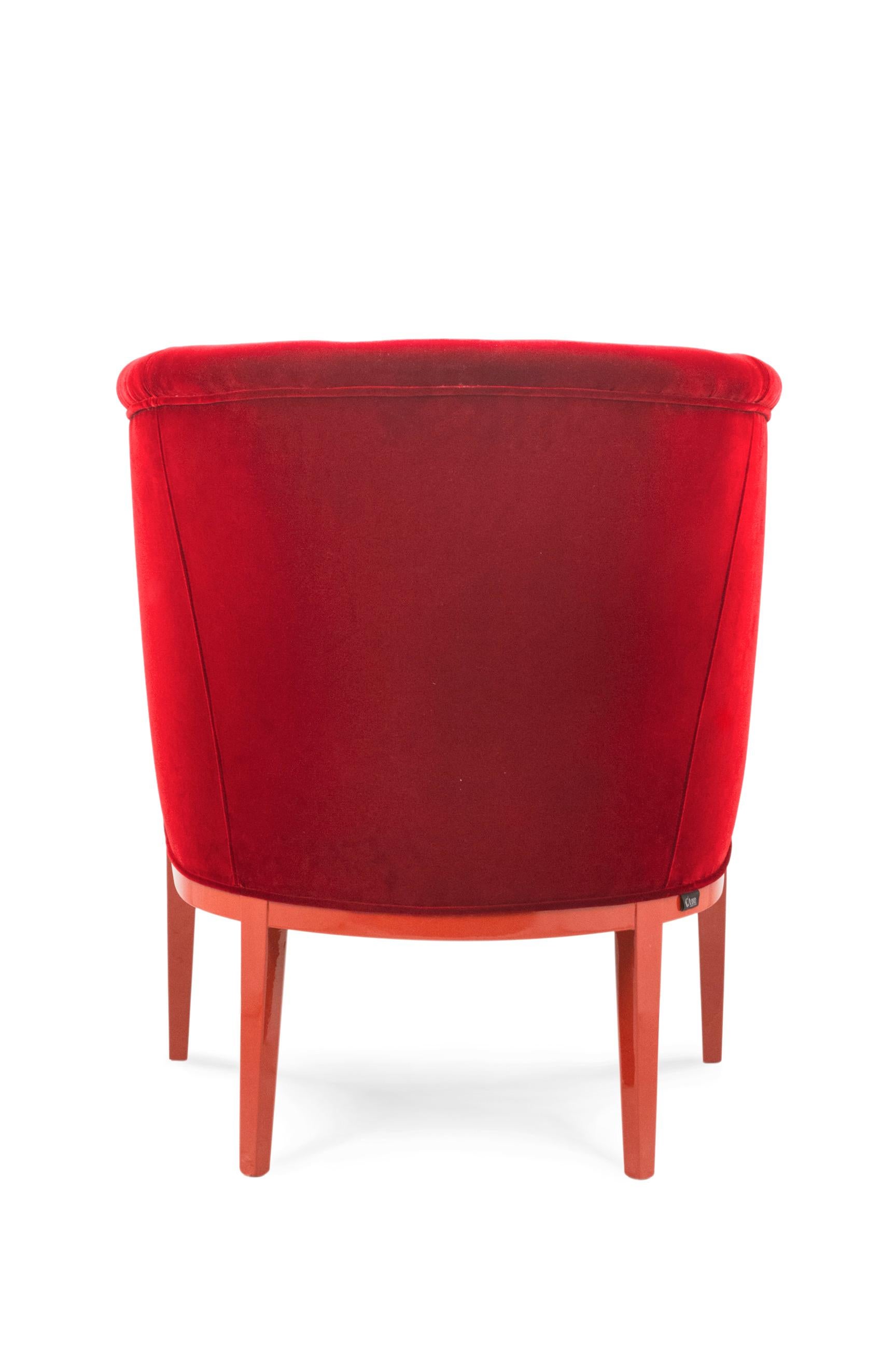 XXIe siècle et contemporain Fauteuil Art Déco Écarlate DEDAR Velours de coton rouge Fait main Portugal Greenapple en vente