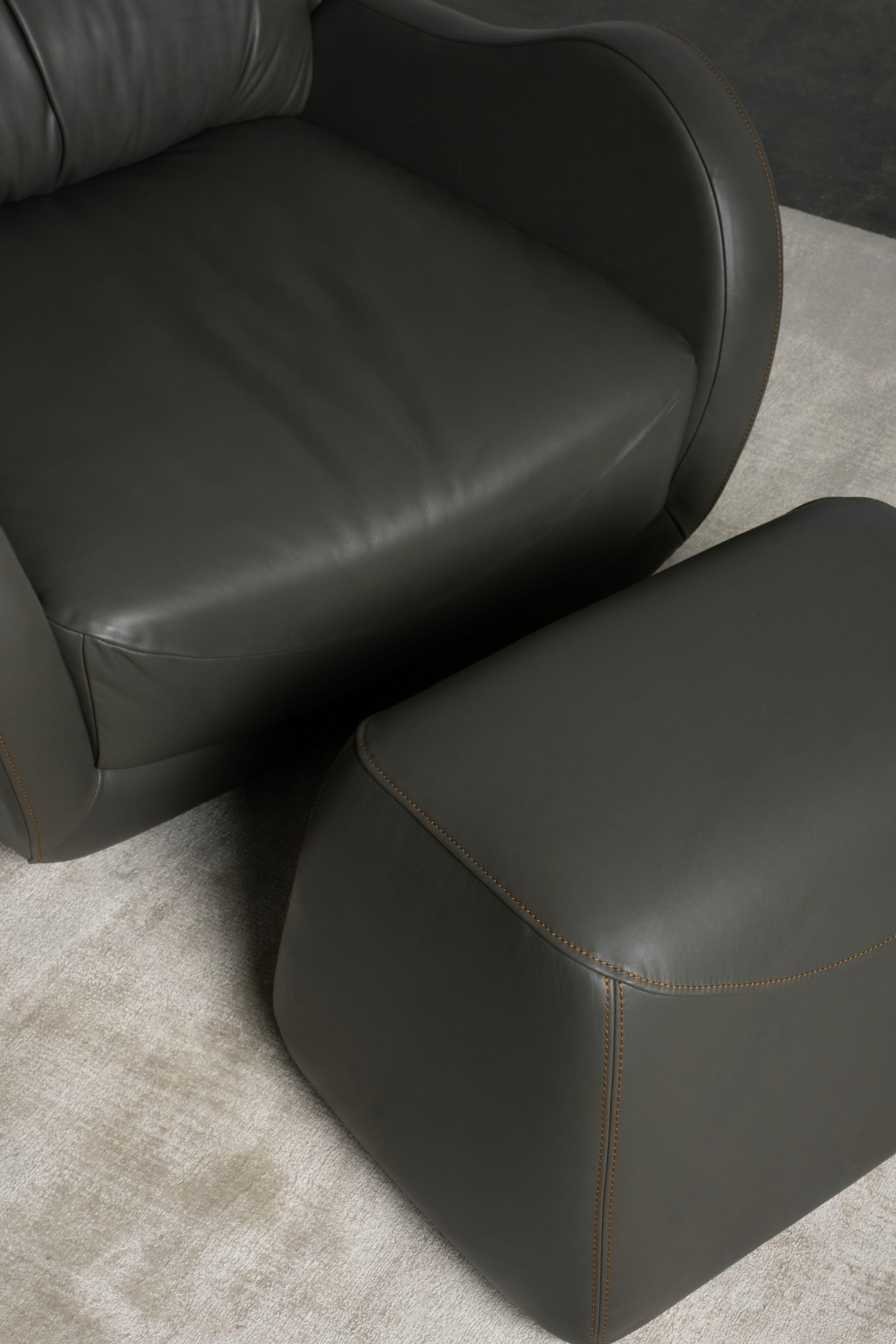 Modern Capelinhos Lounge Chair, Swivel, Leather, Handmade Portugal by Greenapple For Sale 9