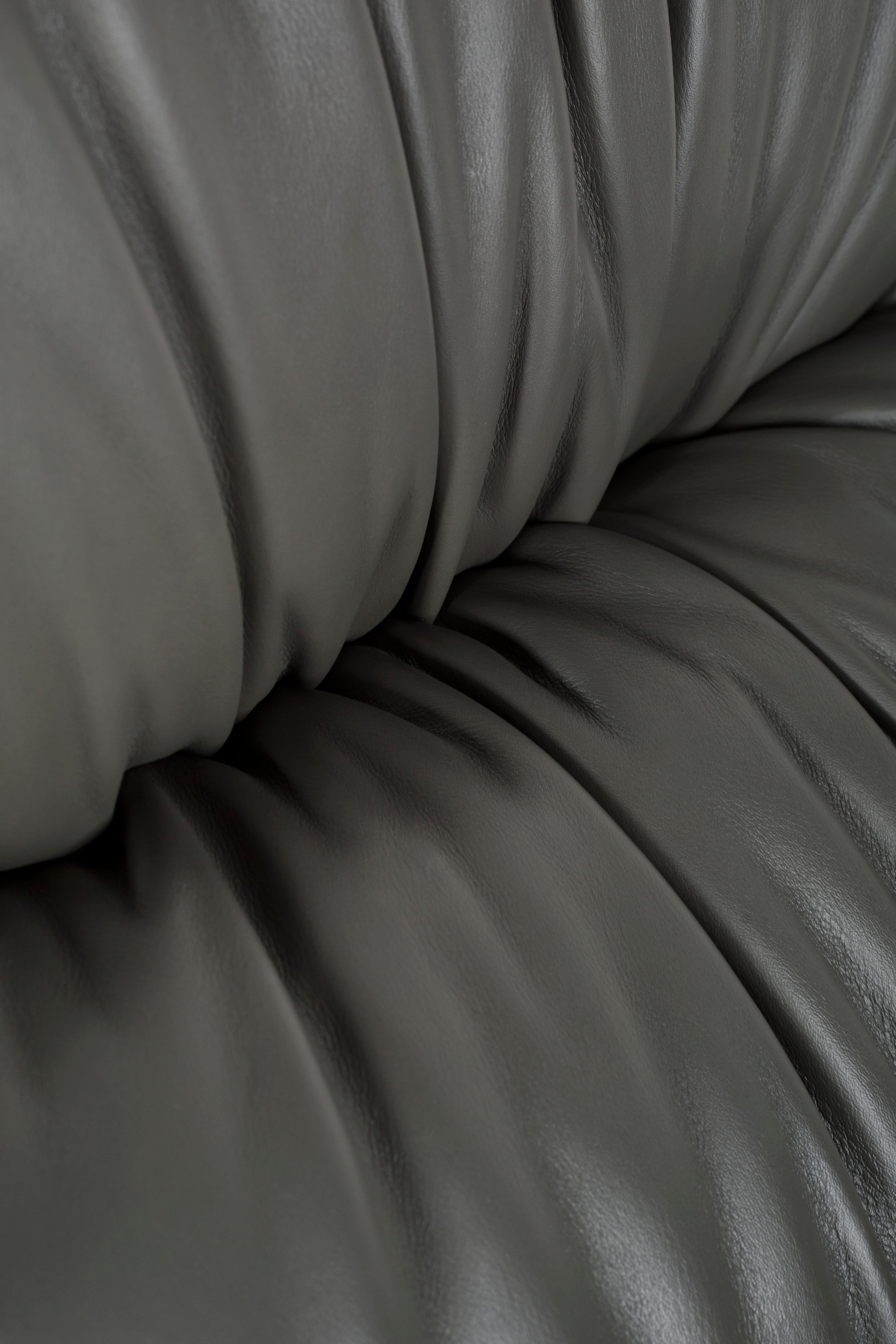 Modern Capelinhos Lounge Chair, Swivel, Leather, Handmade Portugal by Greenapple For Sale 5