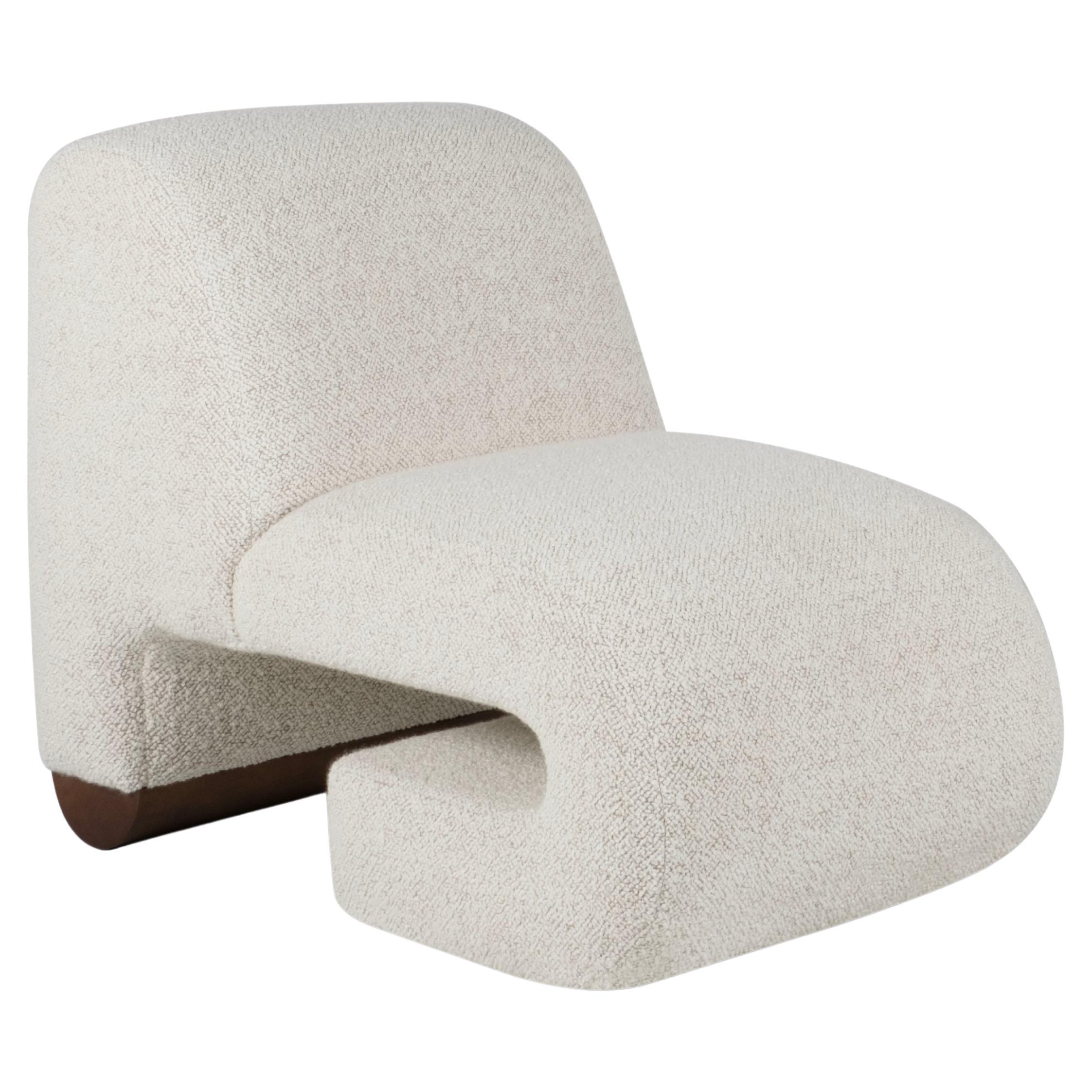 T50 Lounge Chair, Contemporary Collection, Handcrafted in Portugal - Europe by Greenapple.

Conçue par Rute Martin pour la Collection Contemporary, la chaise longue T50 rend hommage au design rétro des années 1950, une période où la décoration
