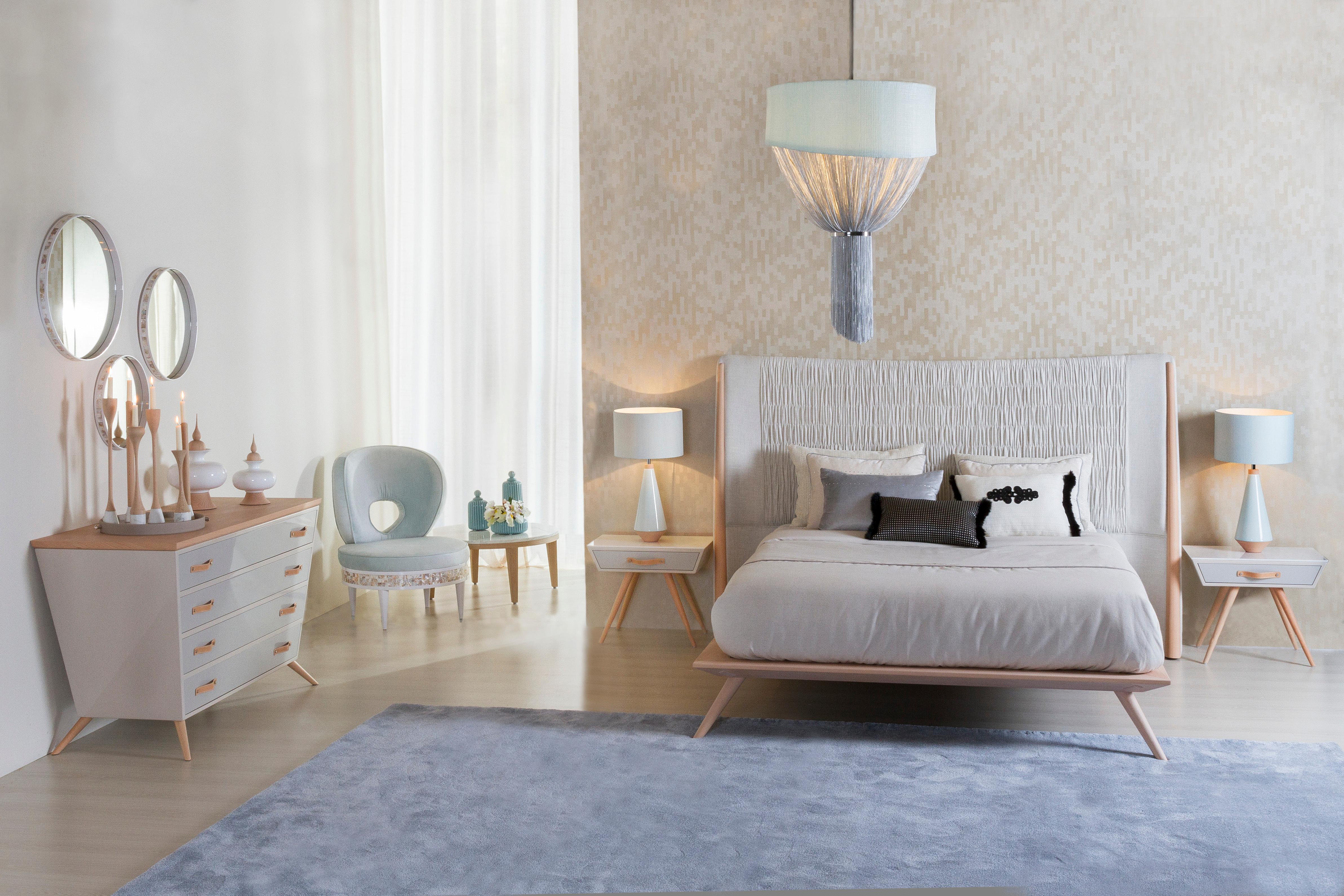 Modernes Dandelion-Bett aus massiver Buche mit plissierter Wirkung, handgefertigt Portugal von Greenapple (21. Jahrhundert und zeitgenössisch) im Angebot