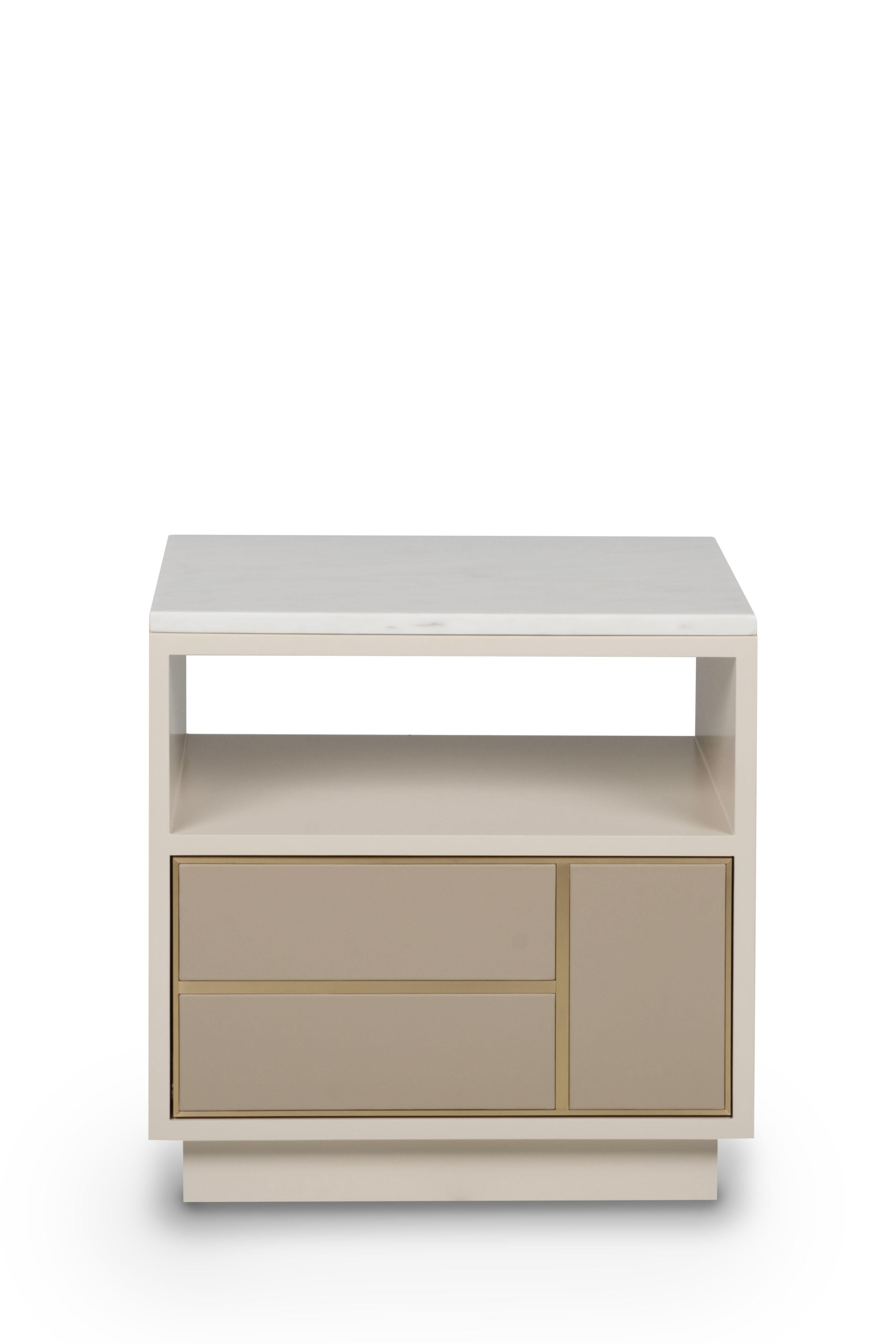 Jensen Bedside Table, Contemporary Collection, Handcrafted in Portugal - Europe by Greenapple.

The Jensen bedside table offers a timeless design for your comfort zone. Jensen is a beige wooden bedside table, designed to enhance the room. The drawer