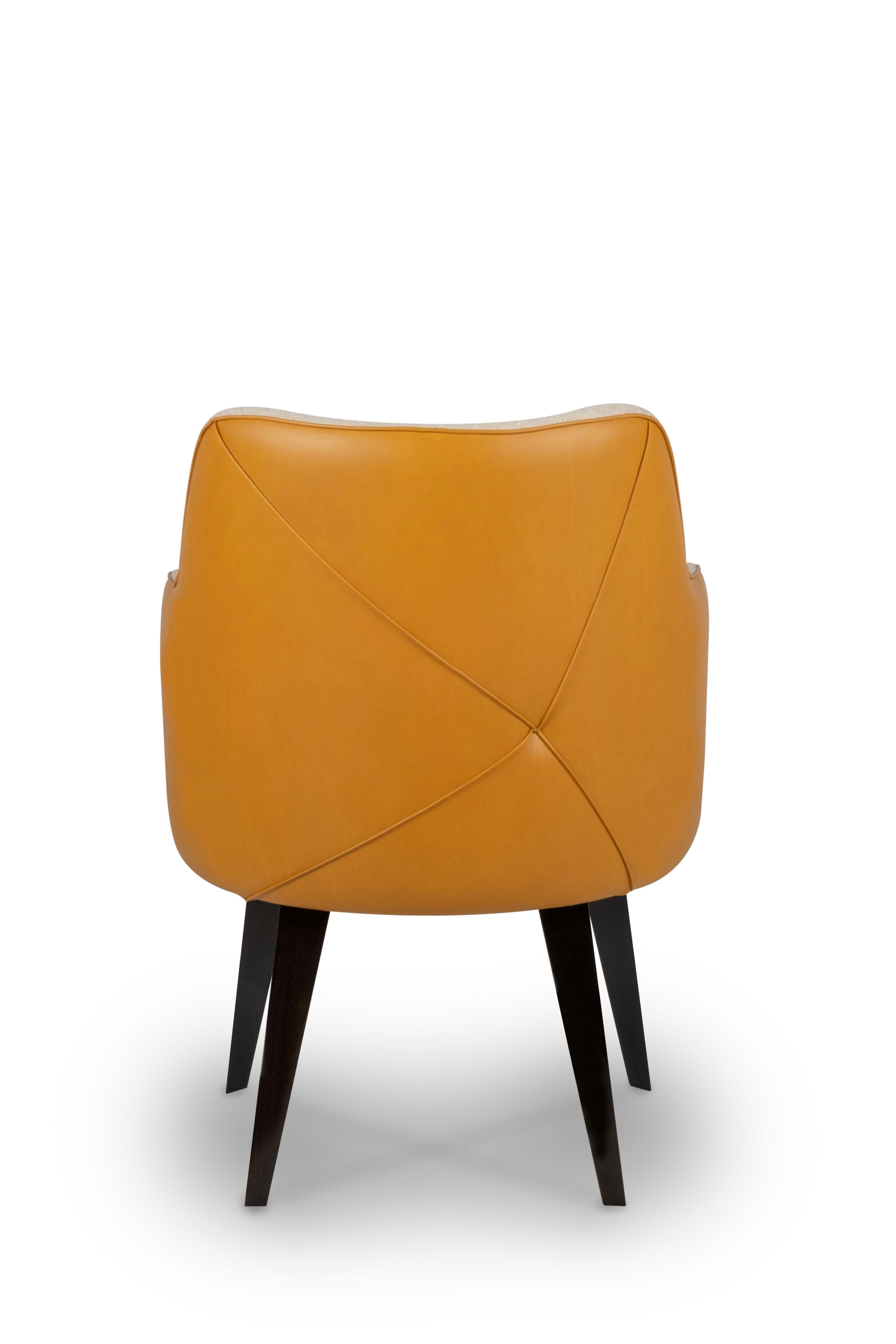 Moderne Chaises de salle à manger modernes Margot, cuir camel, fabriquées à la main au Portugal par Greenapple en vente