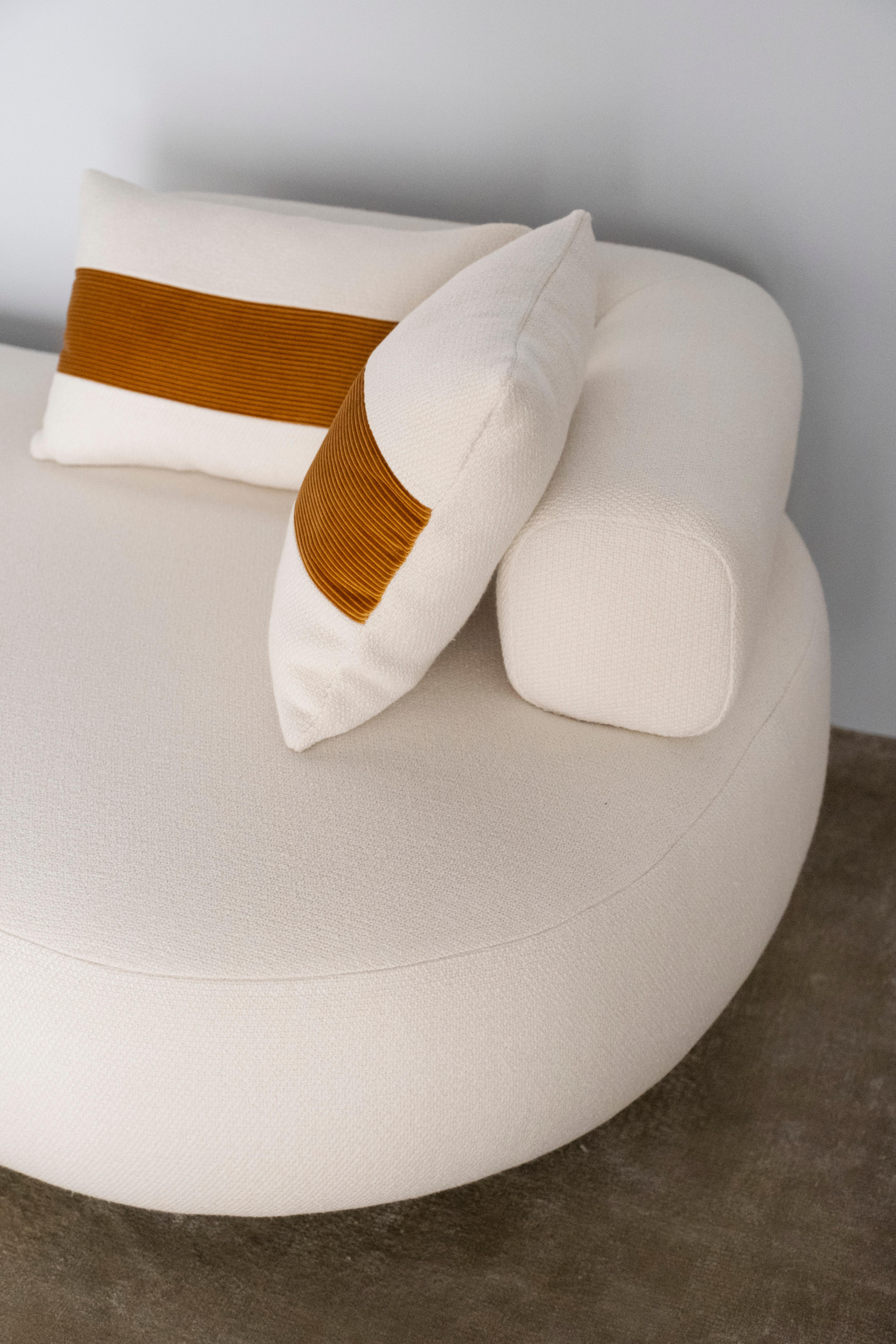 Moderne Twins Chaise Lounge, Leinenmischung, handgefertigt in Portugal von Greenapple 2