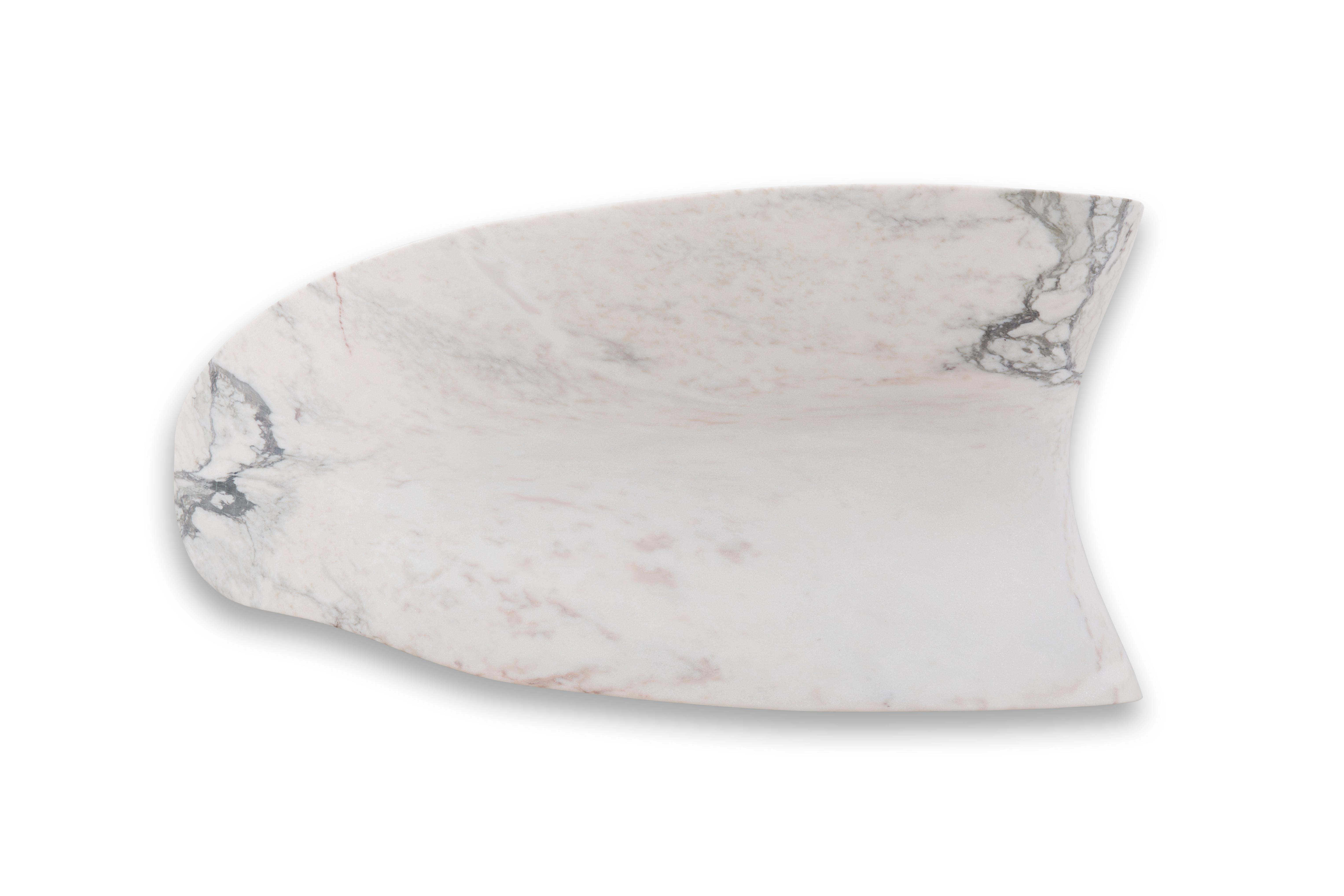 Table basse moderne Aesculus en marbre Calacatta fabriquée à la main au Portugal par Greenapple en vente 3