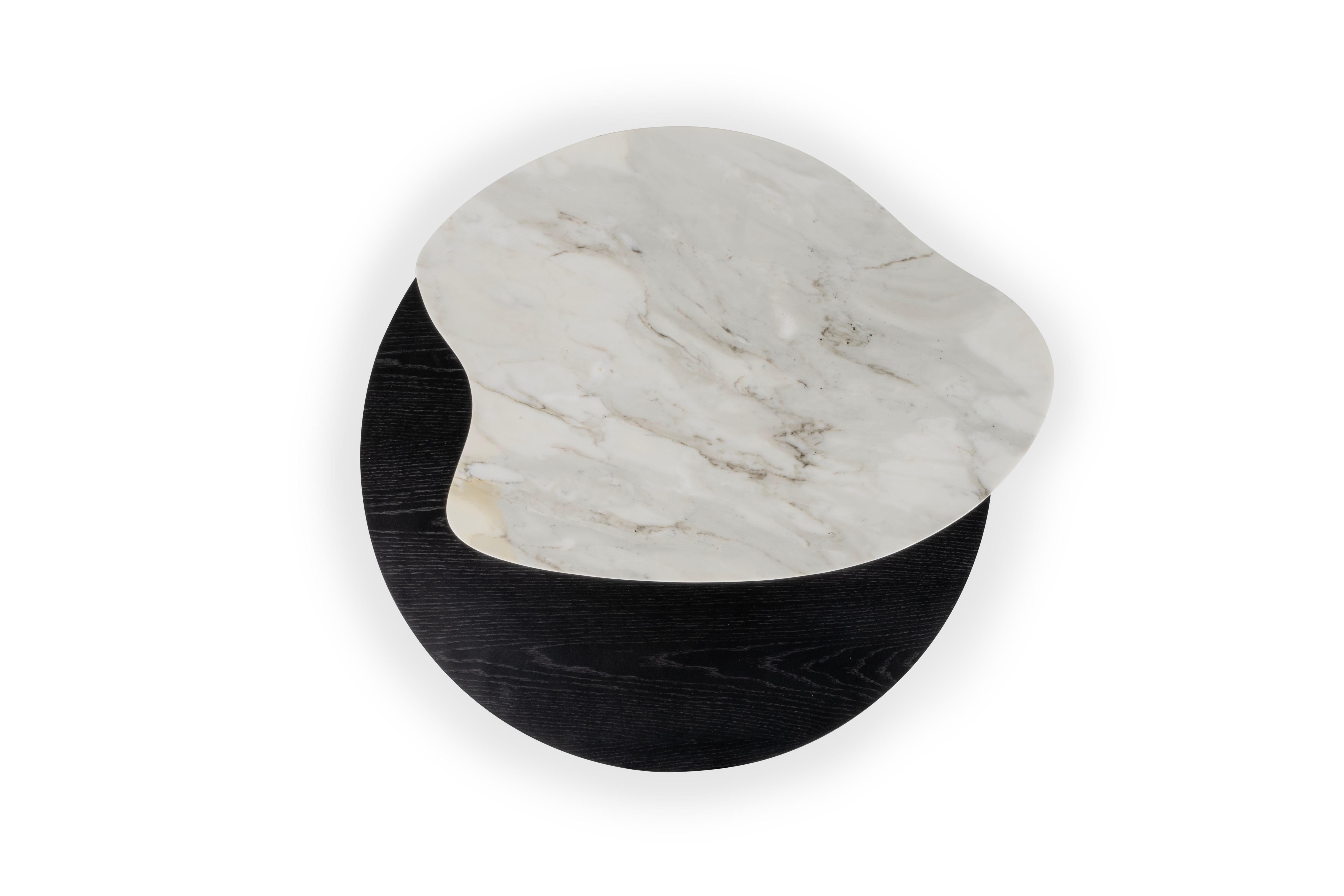 Moderne Bordeira-Couchtische, Calacatta-Marmor, handgefertigt Portugal von Greenapple (Portugiesisch) im Angebot