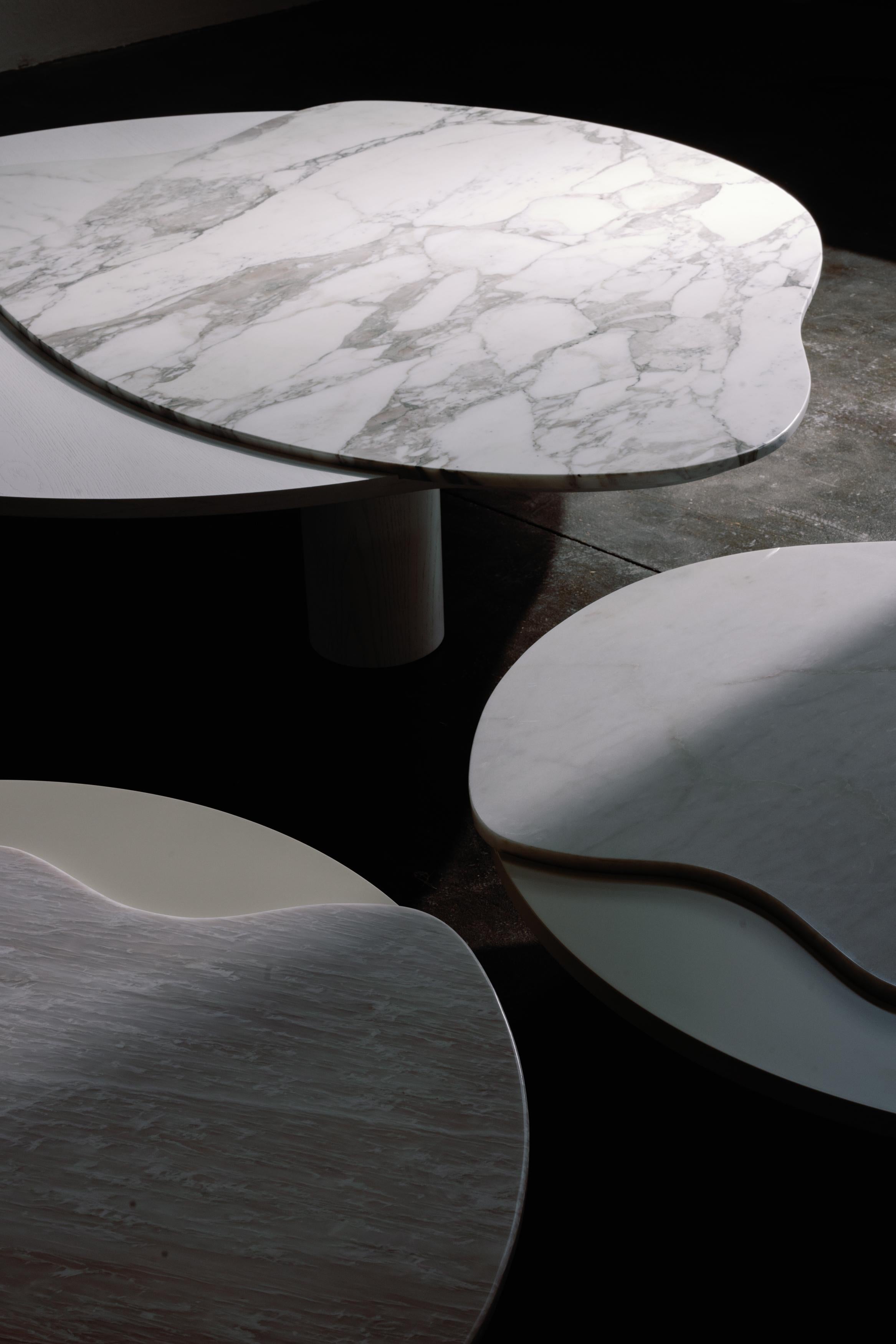 XXIe siècle et contemporain Tables basses Bordeira, marbre Calacatta, fabriquées à la main au Portugal par Greenapple en vente