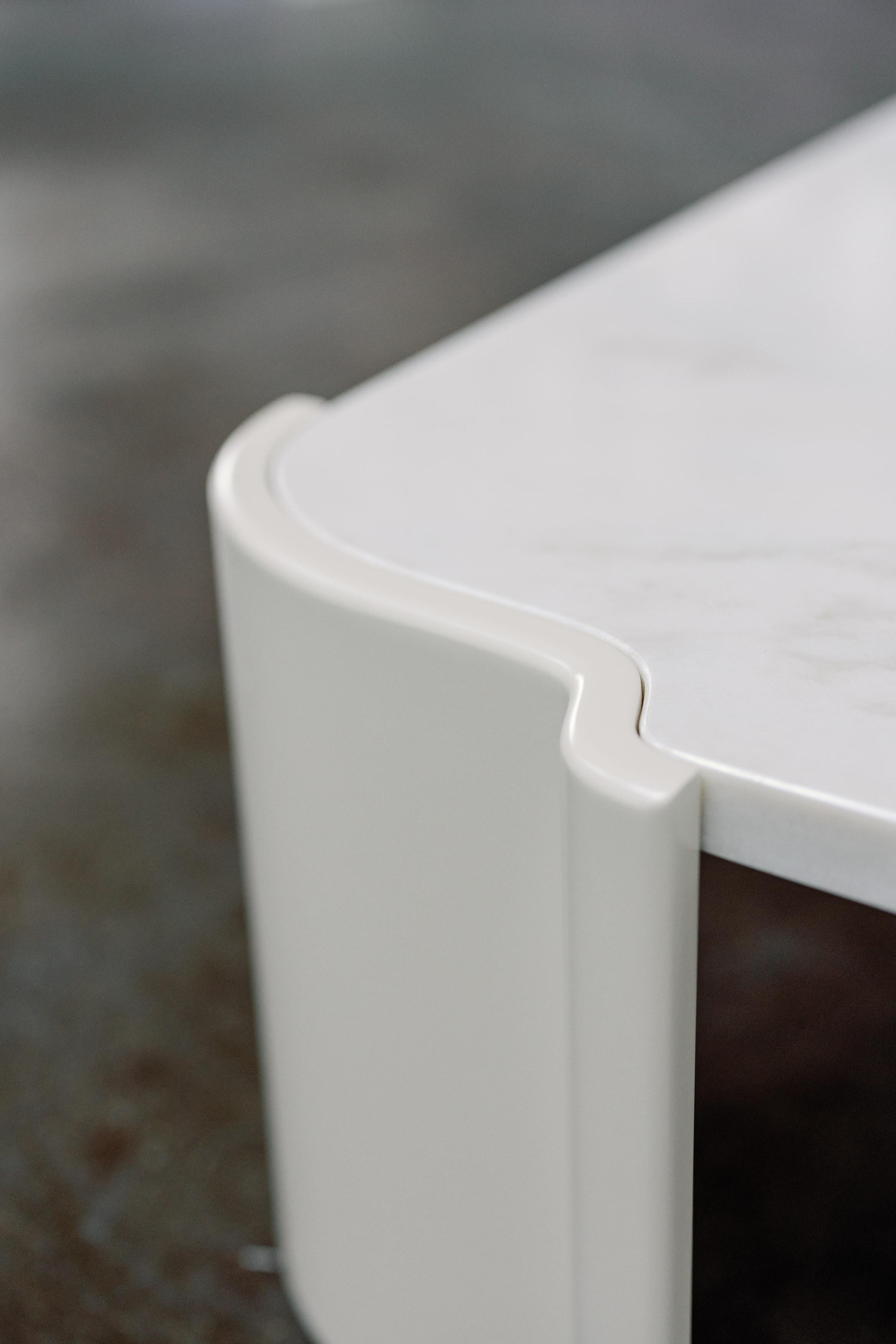 Tables basses Salemas modernes du milieu du siècle en marbre Calacatta fabriquées à la main par Greenapple en vente 5