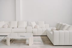 Moderne Salemas-Couchtische aus Calacatta-Marmor aus der Mitte des Jahrhunderts, handgefertigt von Greenapple